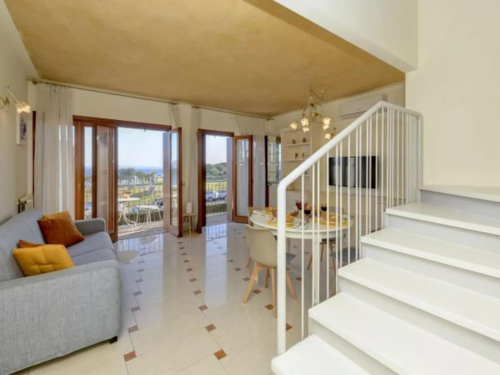 DesenzanoLoft Eden mit Seeblick und privatem Strand - Image-tags.info