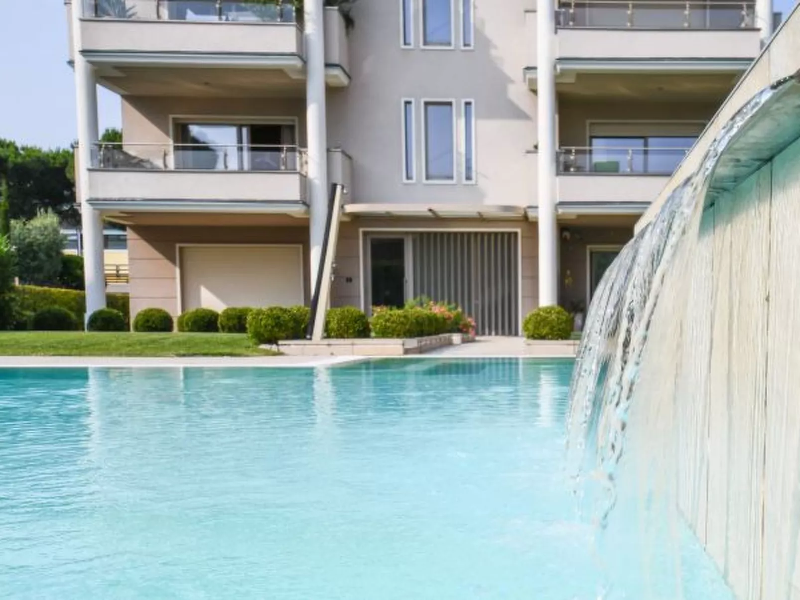 Desenzanoloft Oscar Luxury Suite - Image-tags.info