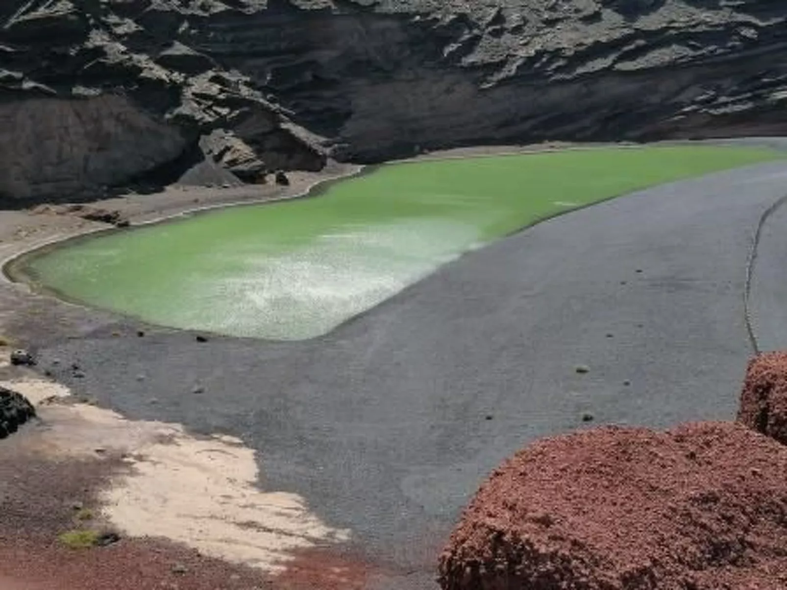 Mit Whirlpool - Buiten