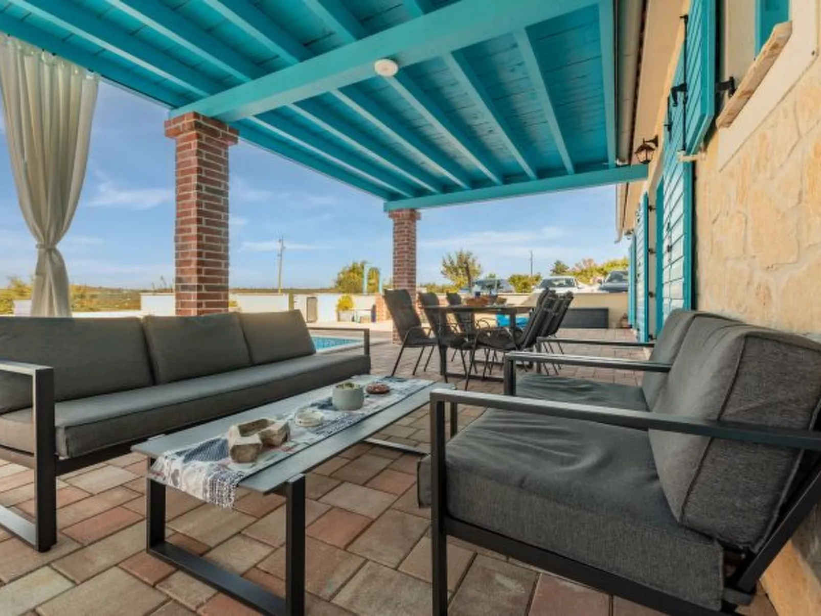 Villa Jurenda with heated pool - Image-tags.info