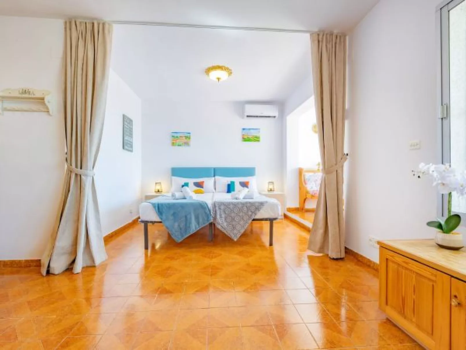 Villa Alicia - Plus - Image-tags.info