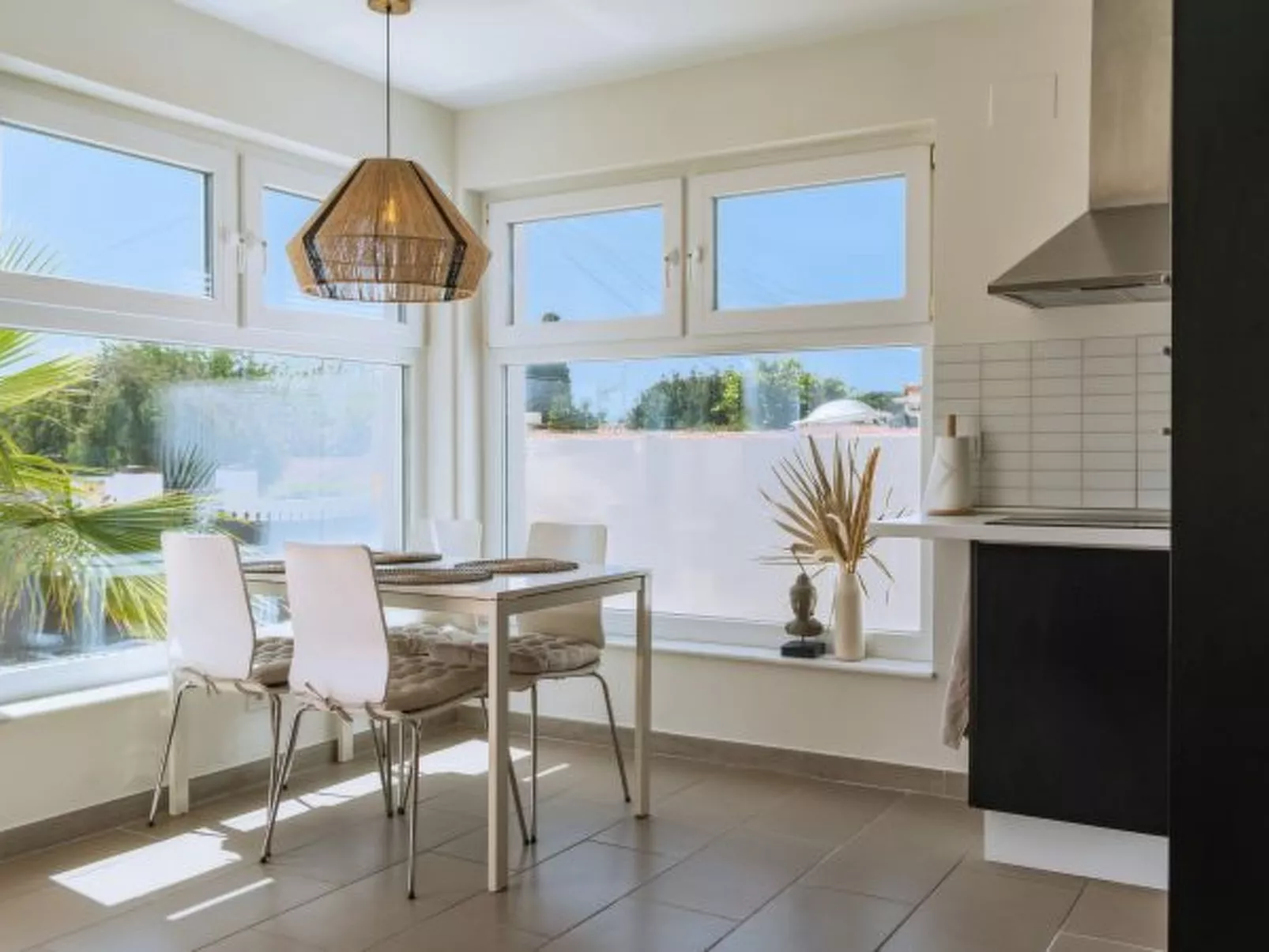 Villa Madrugada, beachside villa in Costabella - Image-tags.info