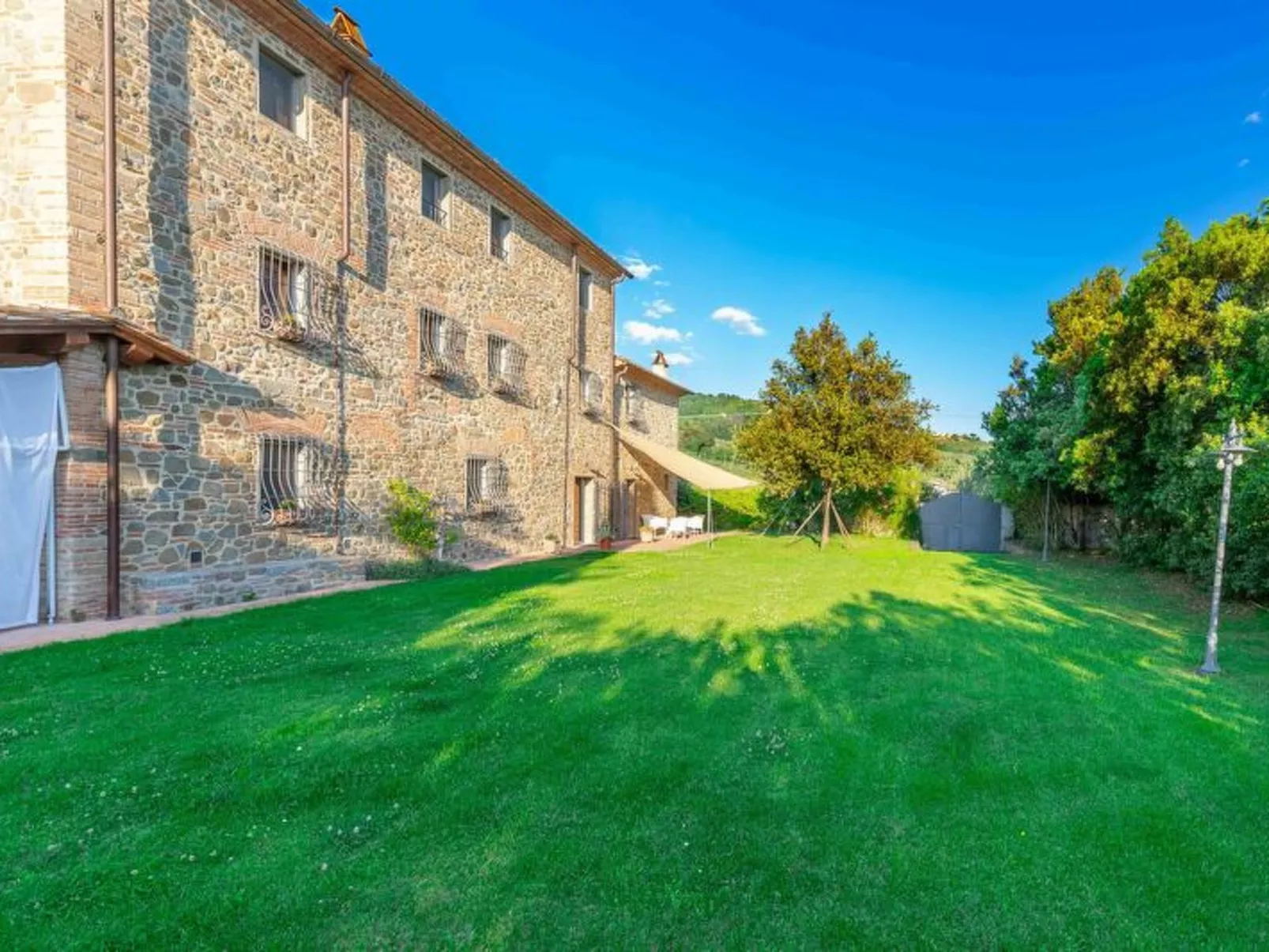 Il Fienile Holiday Home - Buiten