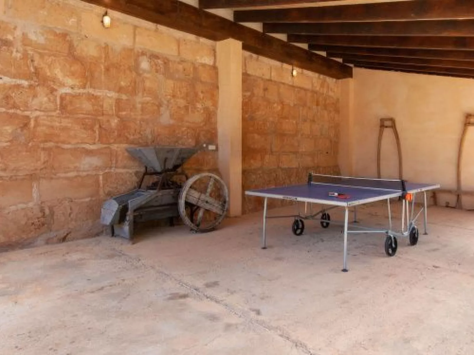 Finca 'Son Dalabau' mit Terrasse - Buiten