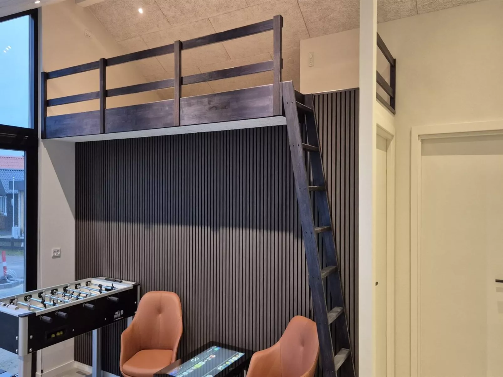 "Catalina" - 30m from the sea - Binnen