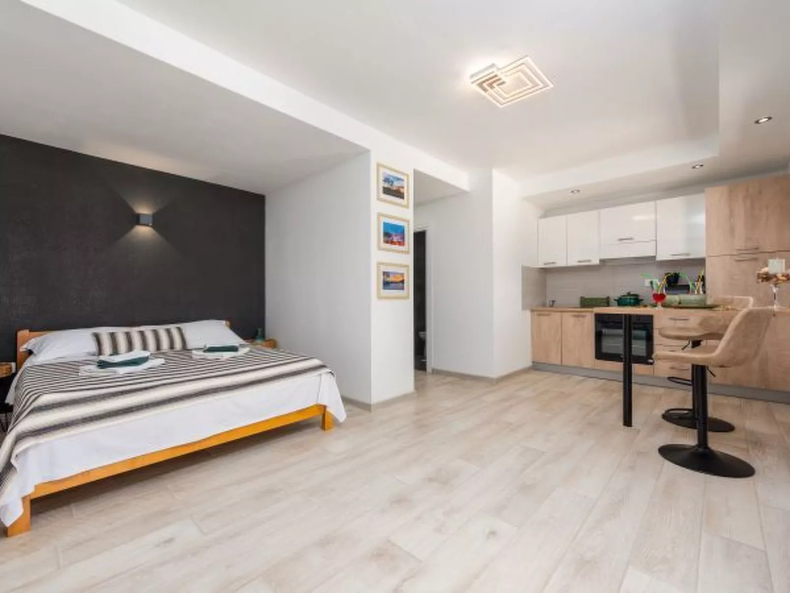 Unique Villa V with pool - Image-tags.info