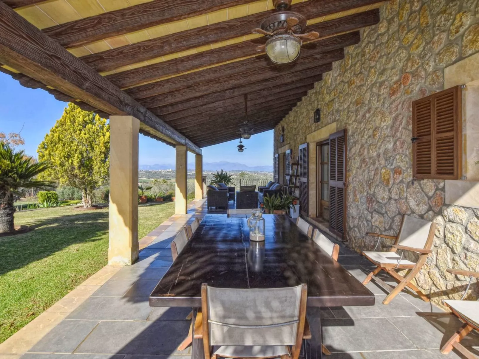 Wunderschönes Ferienhaus in Ariany mit Privatem Pool - Buiten