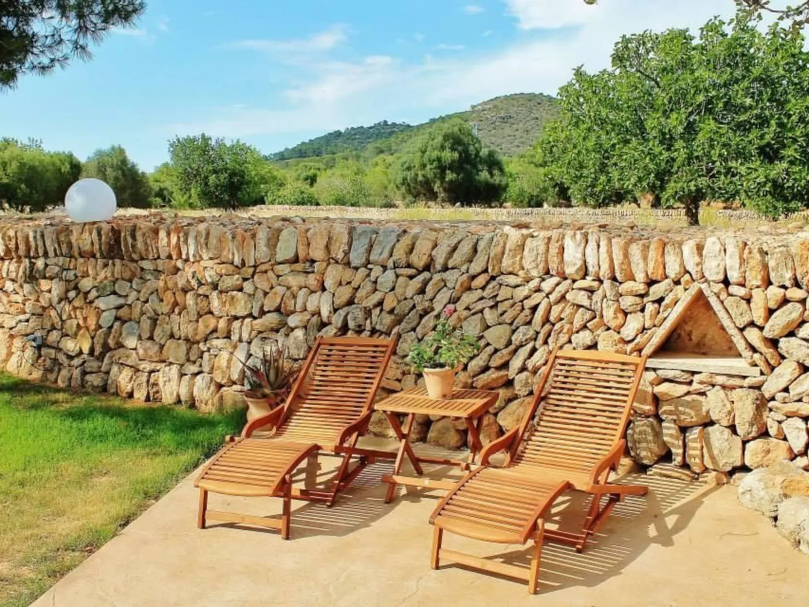 Finca "Son Gabriela" mit eigener Terrasse - Buiten