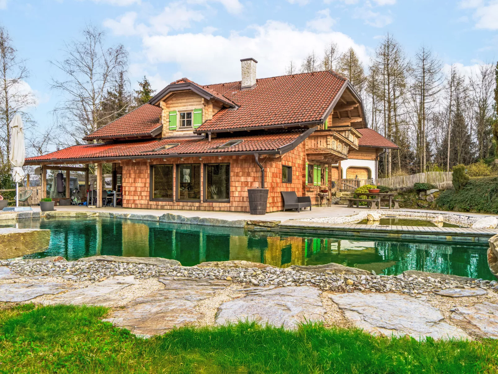 Oase im Grünen - Buiten