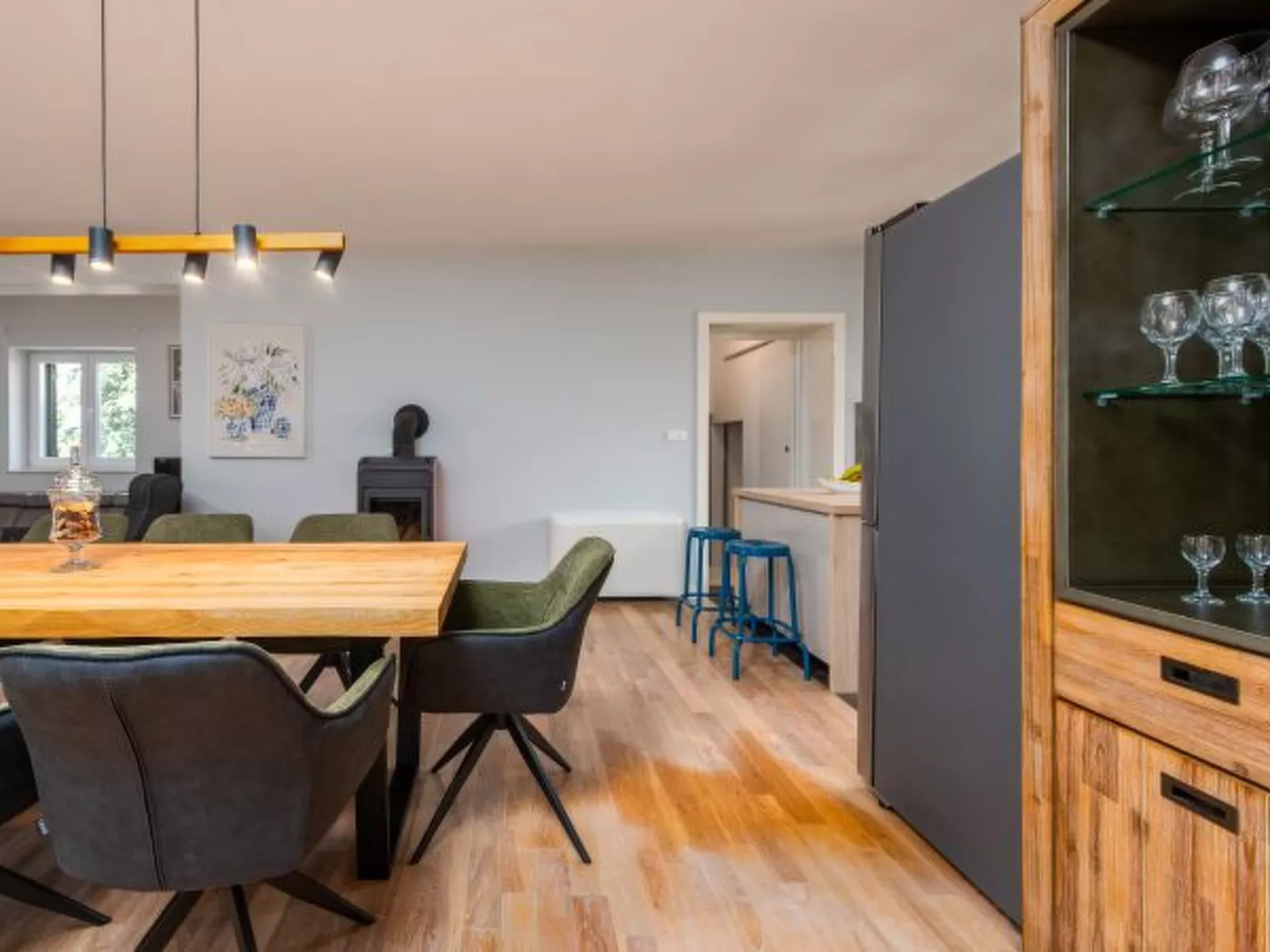 Great Villa Field Hills with sauna and jacuzzi - Image-tags.info