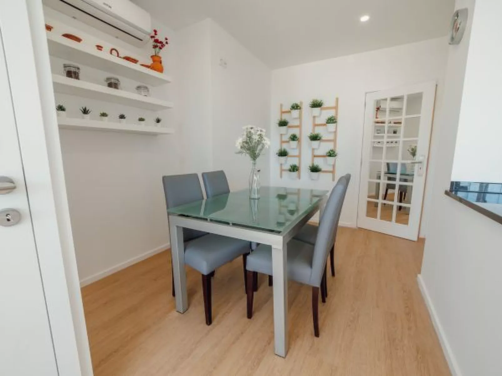 GRAND APARTMENT MERCADO BOM SUCESSO by VACATIONY - Binnen