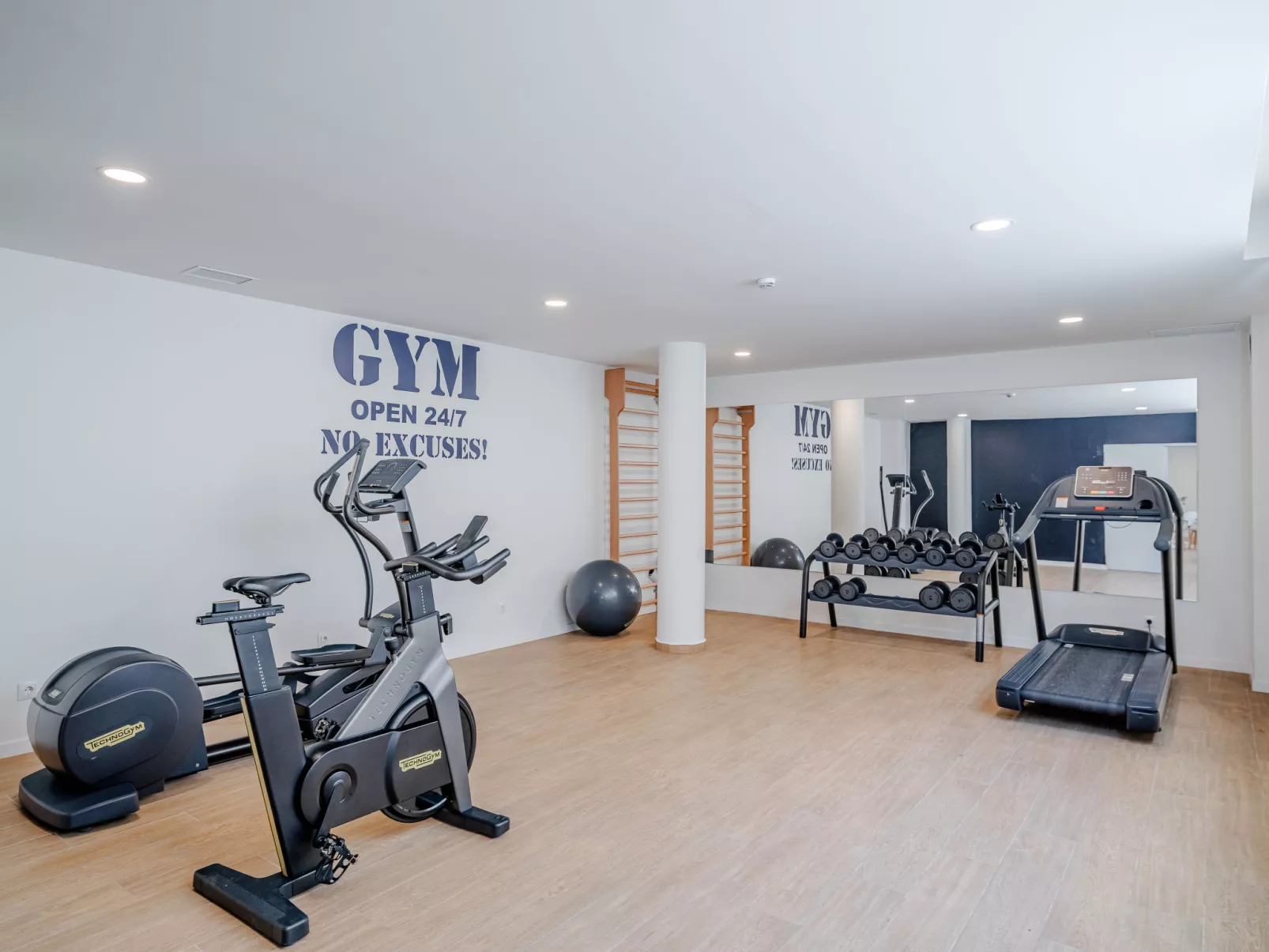 Marina Real III - Binnen