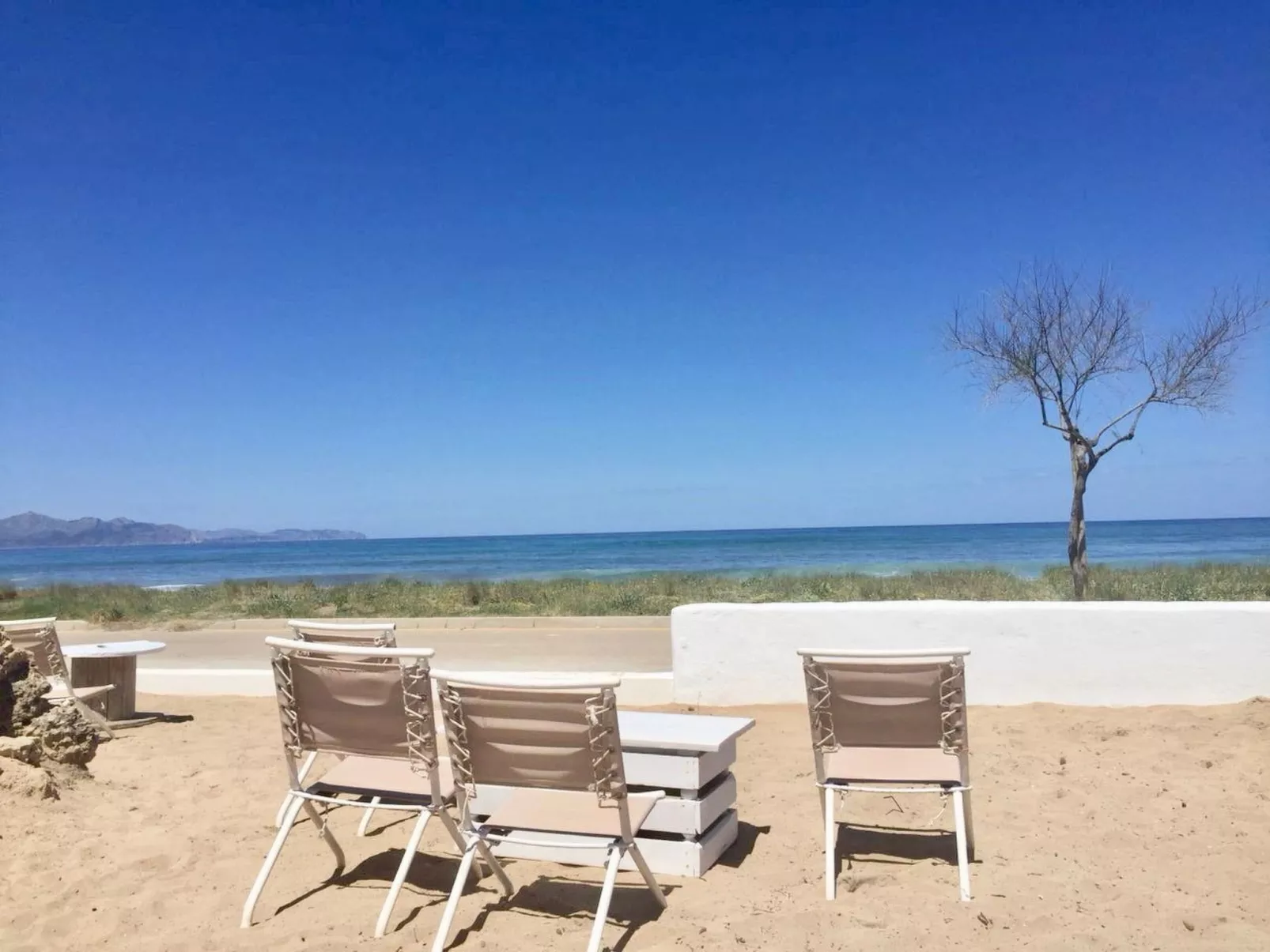 Strandvilla Beach and Ocean in Son Serra De Mari - Buiten