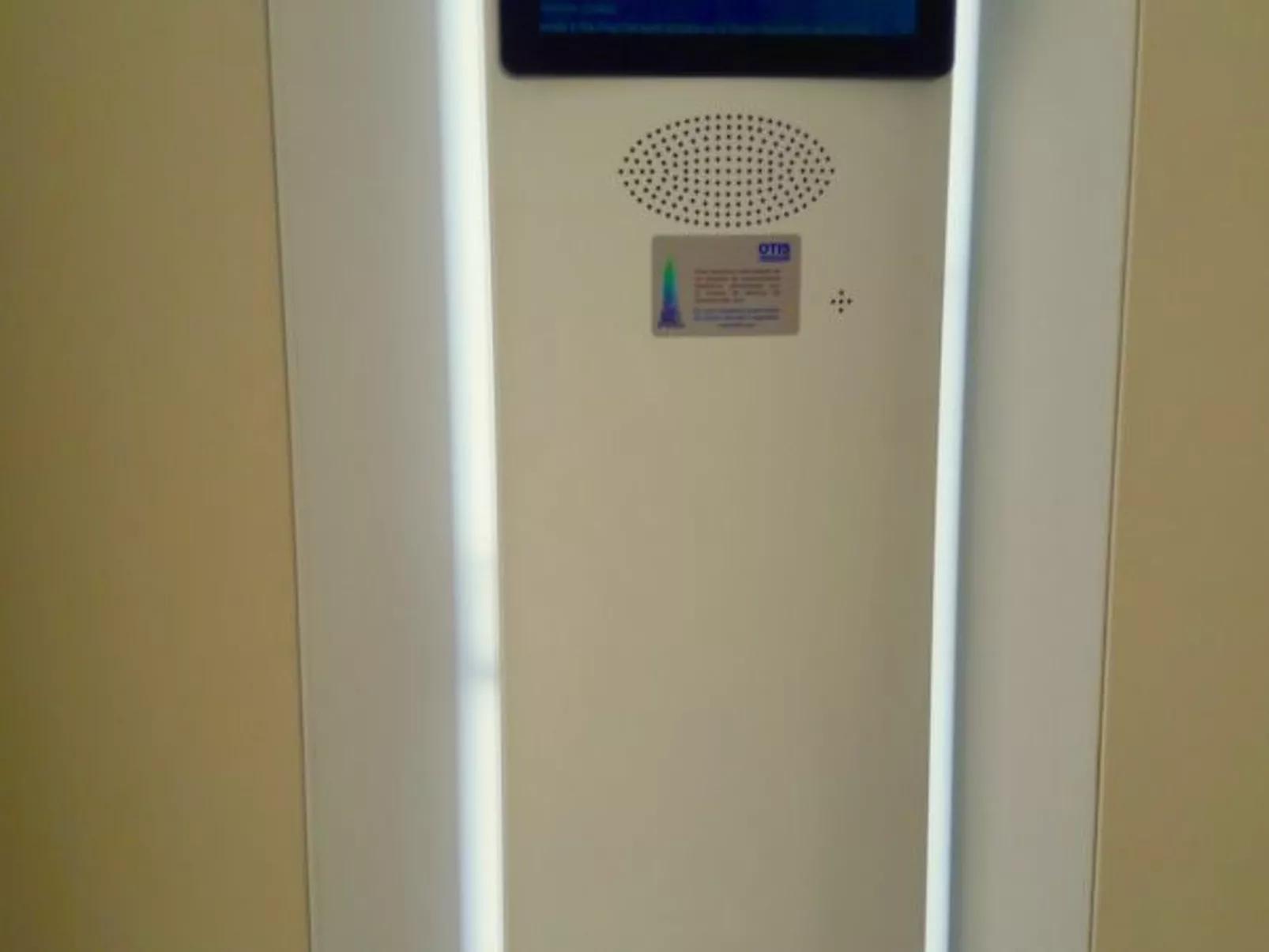 LOFT CON VISTAS AL MAR - Binnen