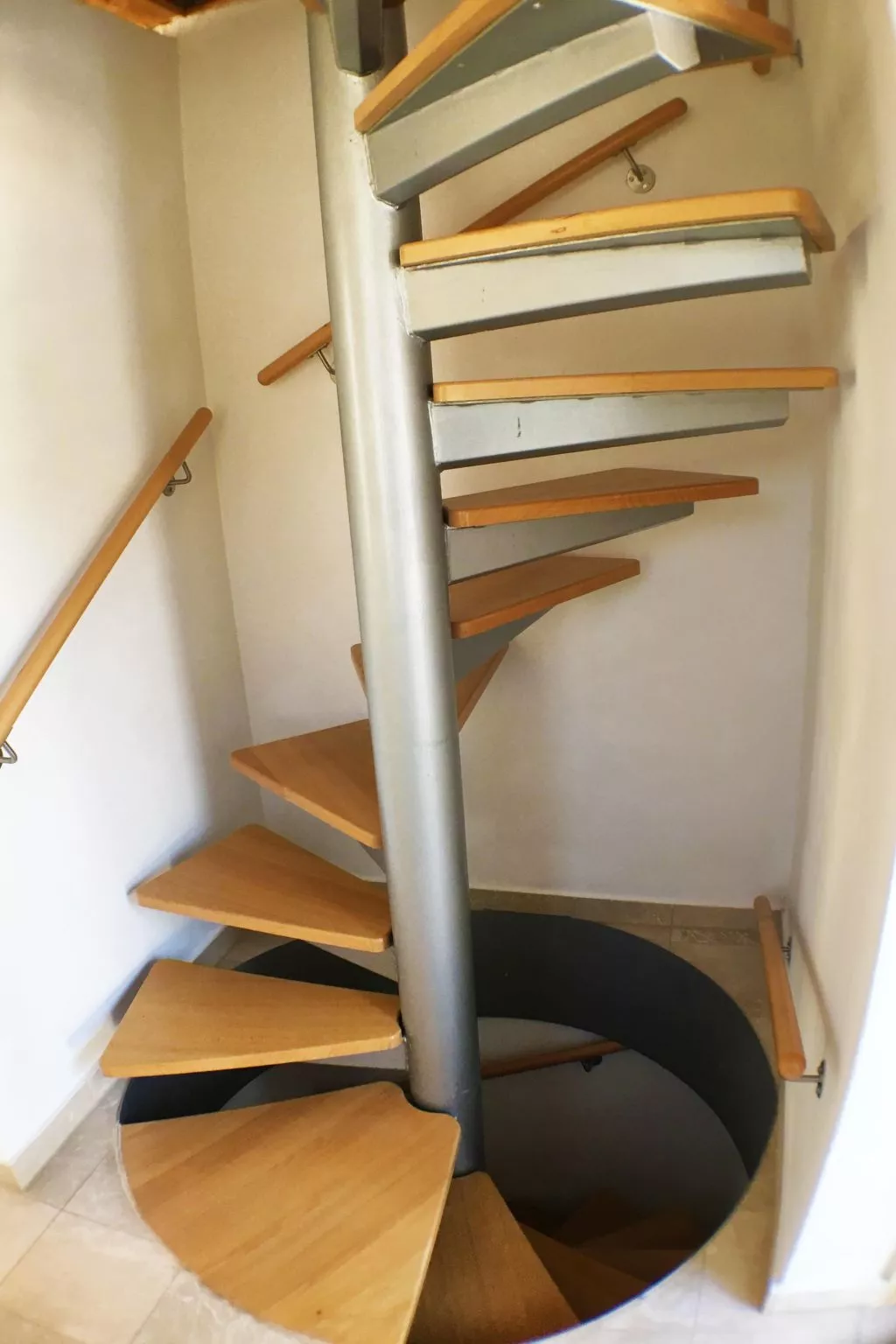 Tolles Ferienhaus in Ermioni mit Garten, Terrasse und gemeinschaftlichem Pool - Binnen