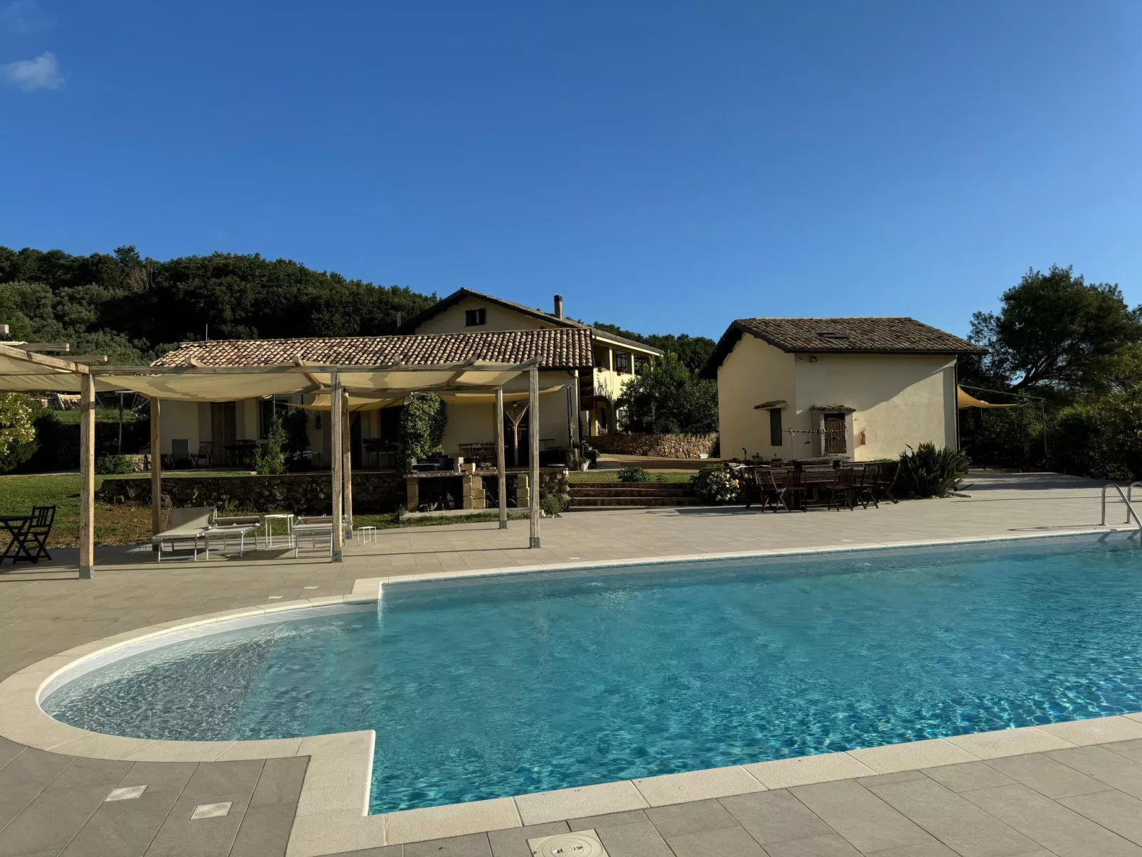 Landgut mit Blick auf das Wasser - Buiten