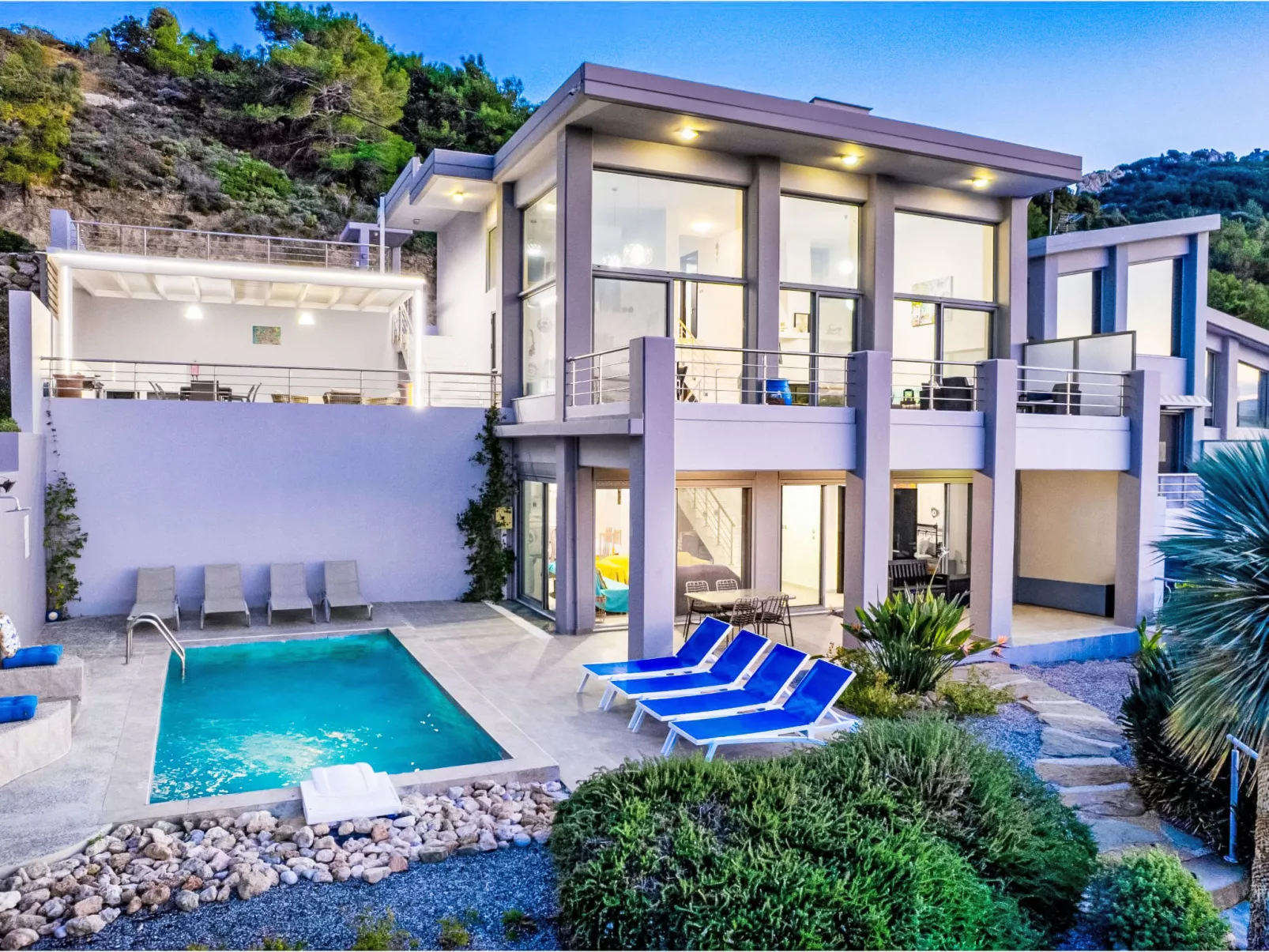 Villa Articiano mit Whirlpool und herrlicher Aussicht - Buiten