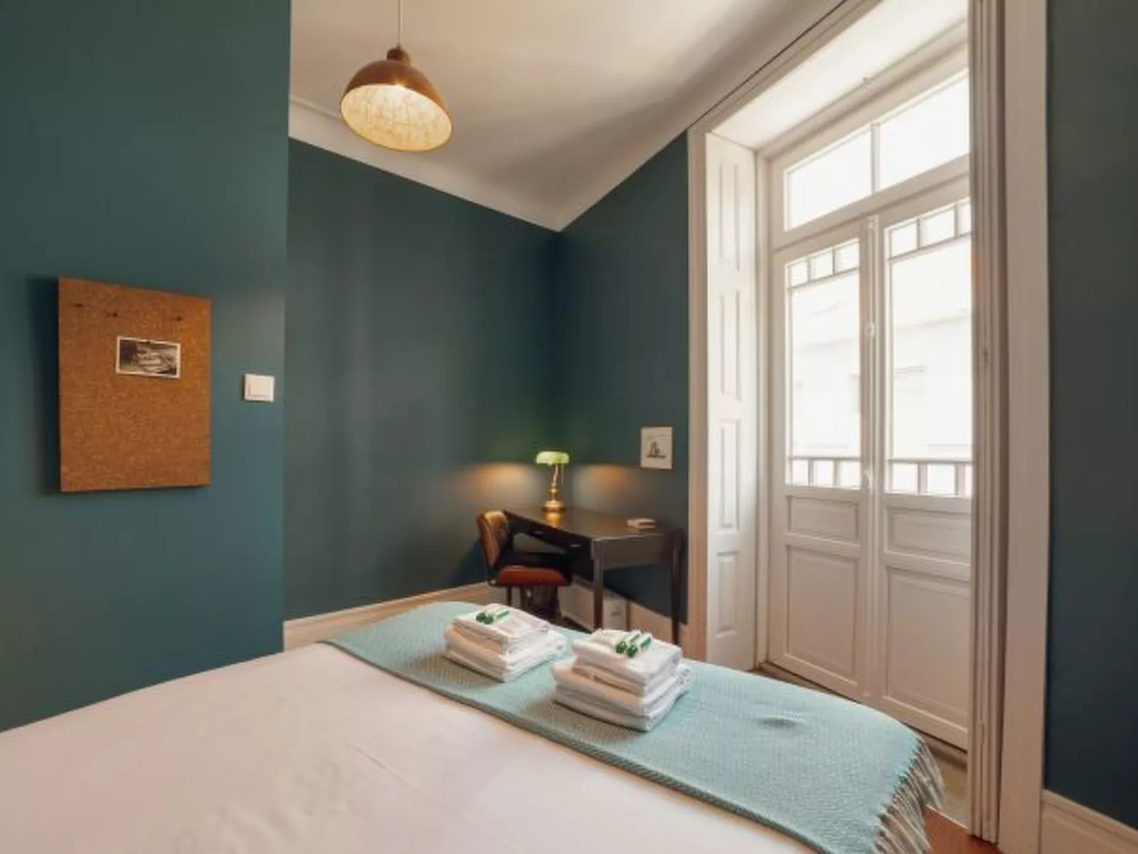 DOWNTOWN RETRO BOLHAO by VACATIONY - Binnen