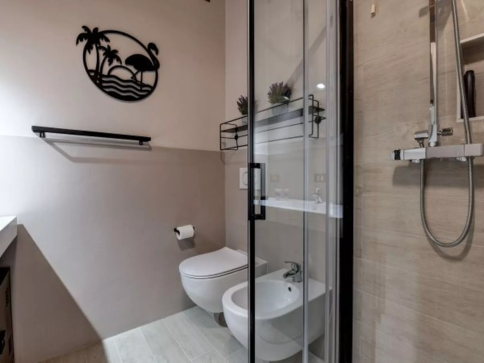 Desenzanoloft Swarovski & Pool - Image-tags.info