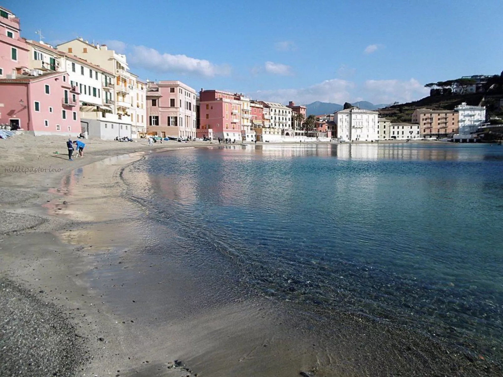 Ferienzimmer 'Mansarda Lina' mit Terrasse - Buiten