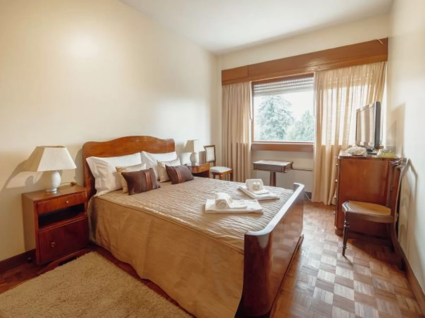 GRAND BOTANIC GARDEN APARTMENT by VACATIONY - Binnen