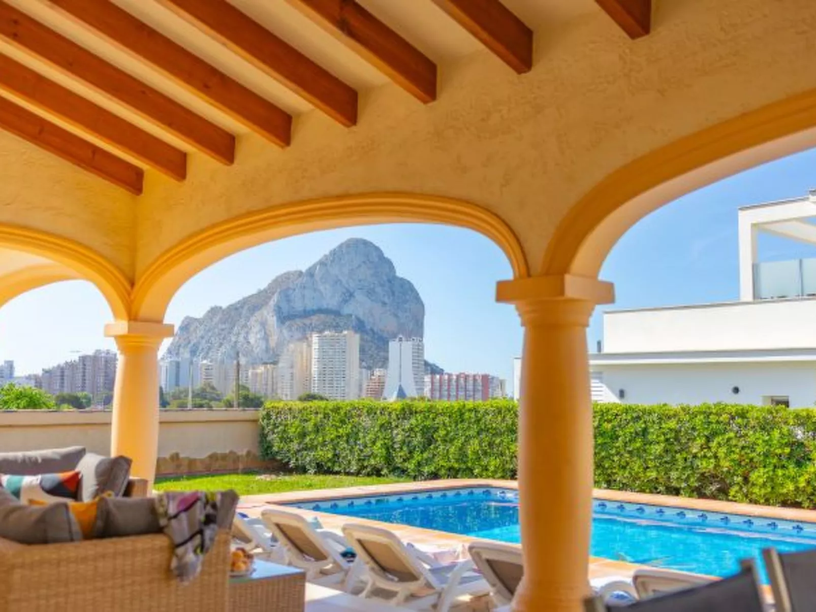 Villa Almendros - PlusHolidays - Image-tags.info