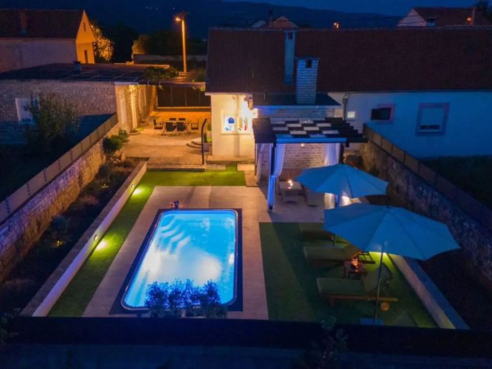 Dalmatian Holiday house Marcella with pool - Image-tags.info