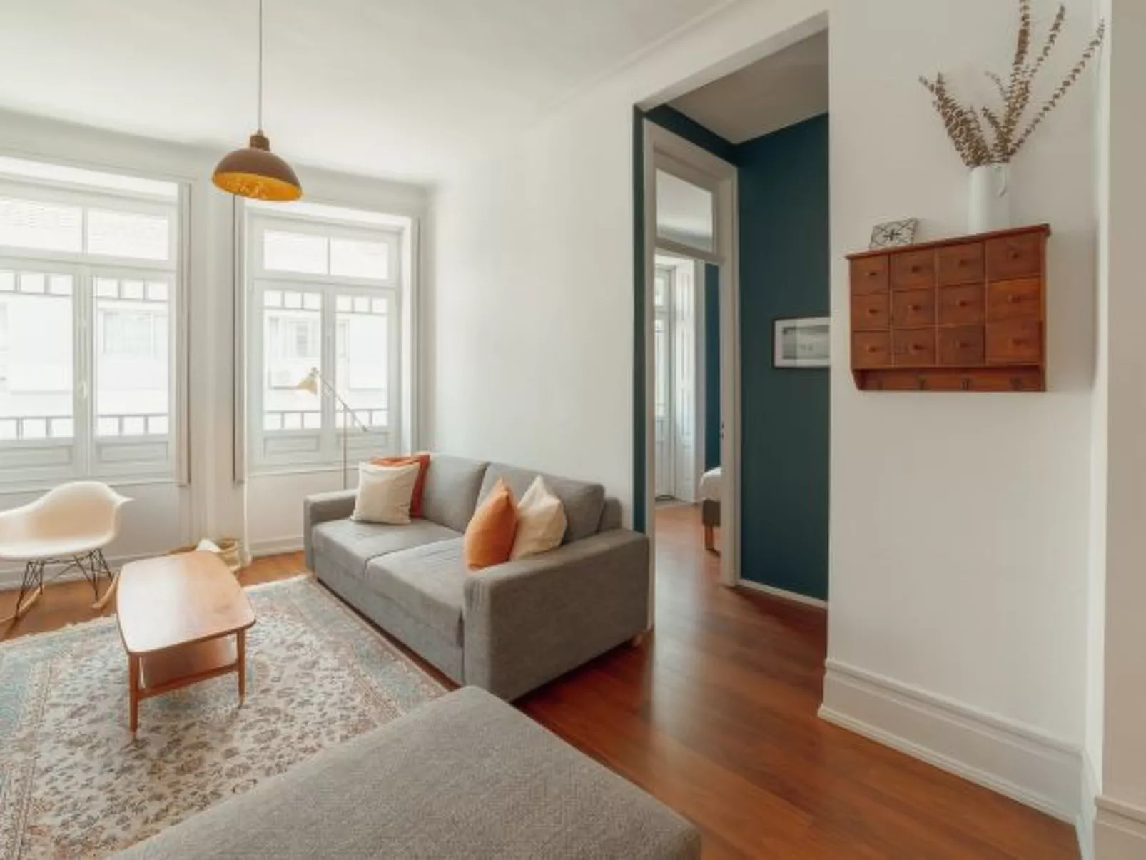 DOWNTOWN RETRO BOLHAO by VACATIONY - Binnen