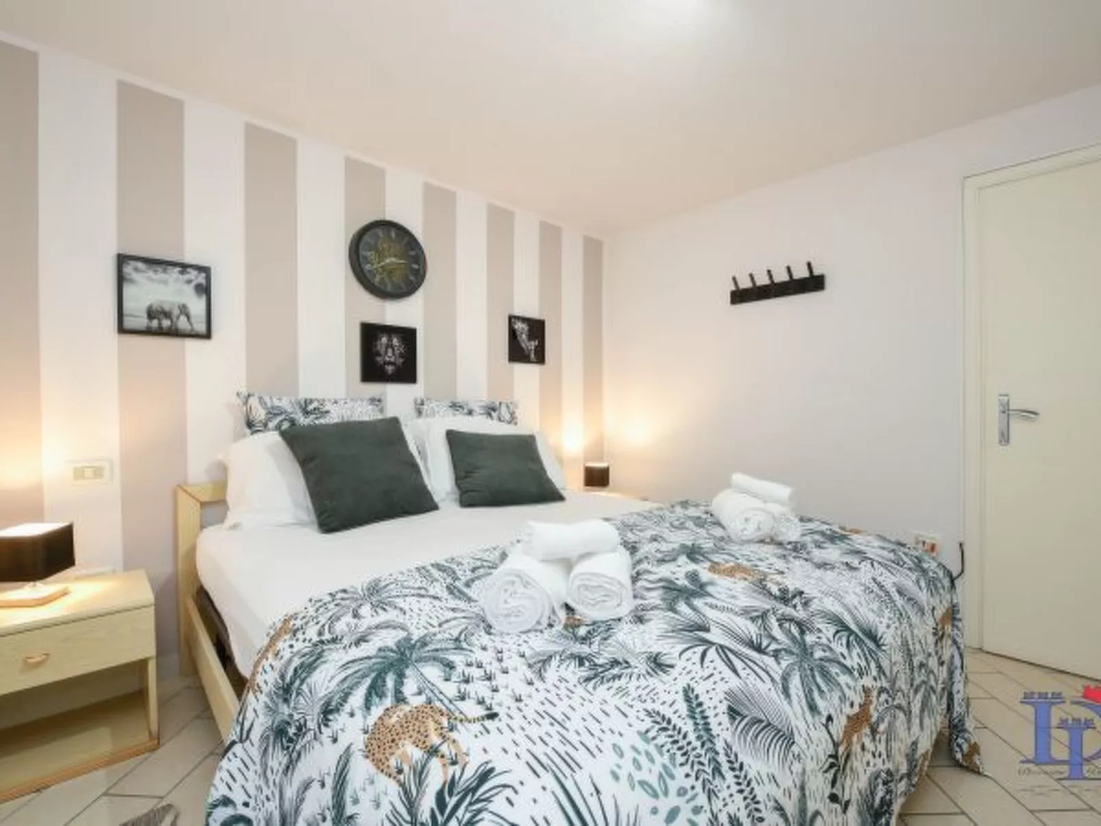 Desenzanoloft Villa Palm Garda Beach - Image-tags.info