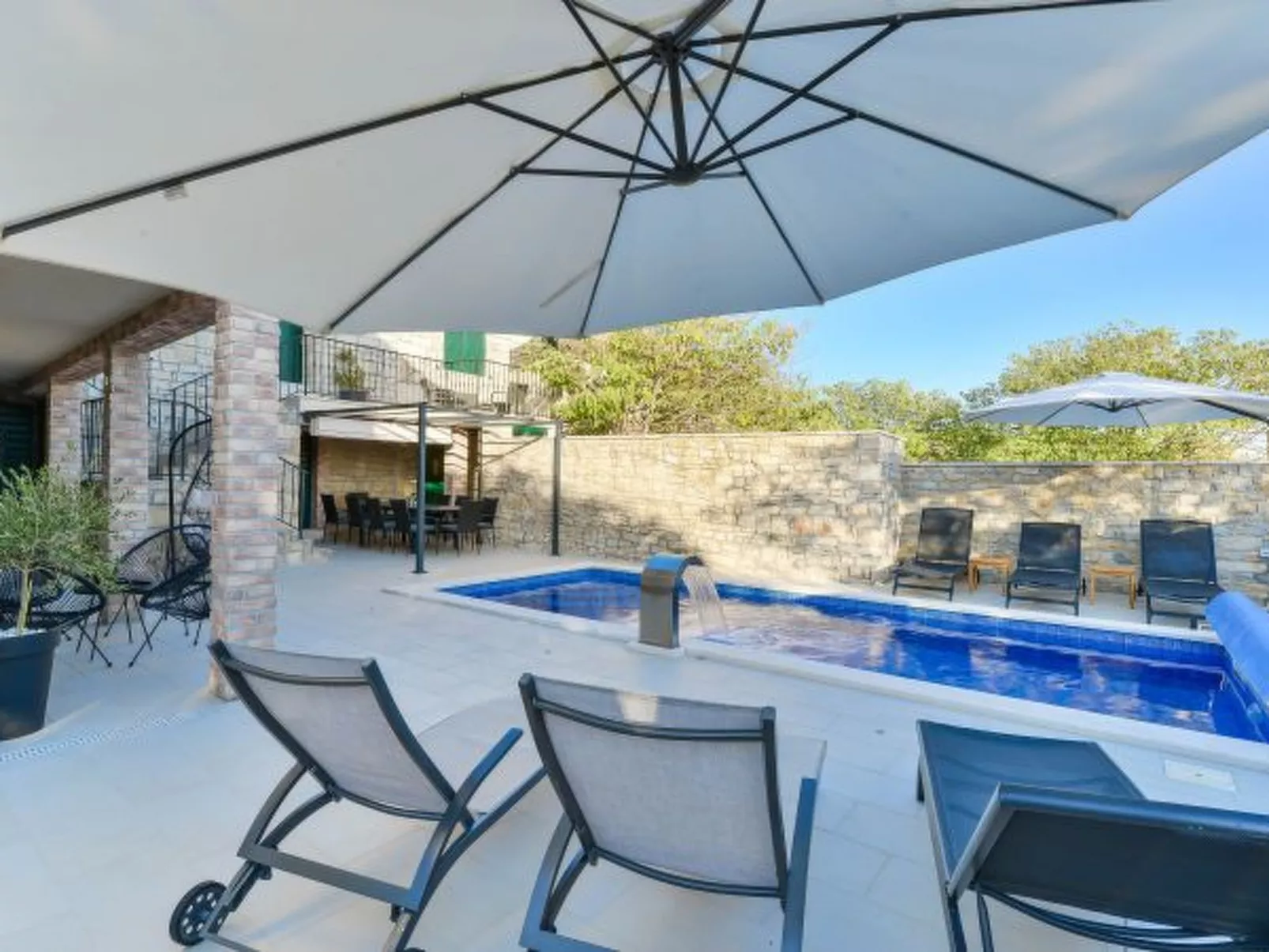 Villa Didovi snovi with pool - Image-tags.info