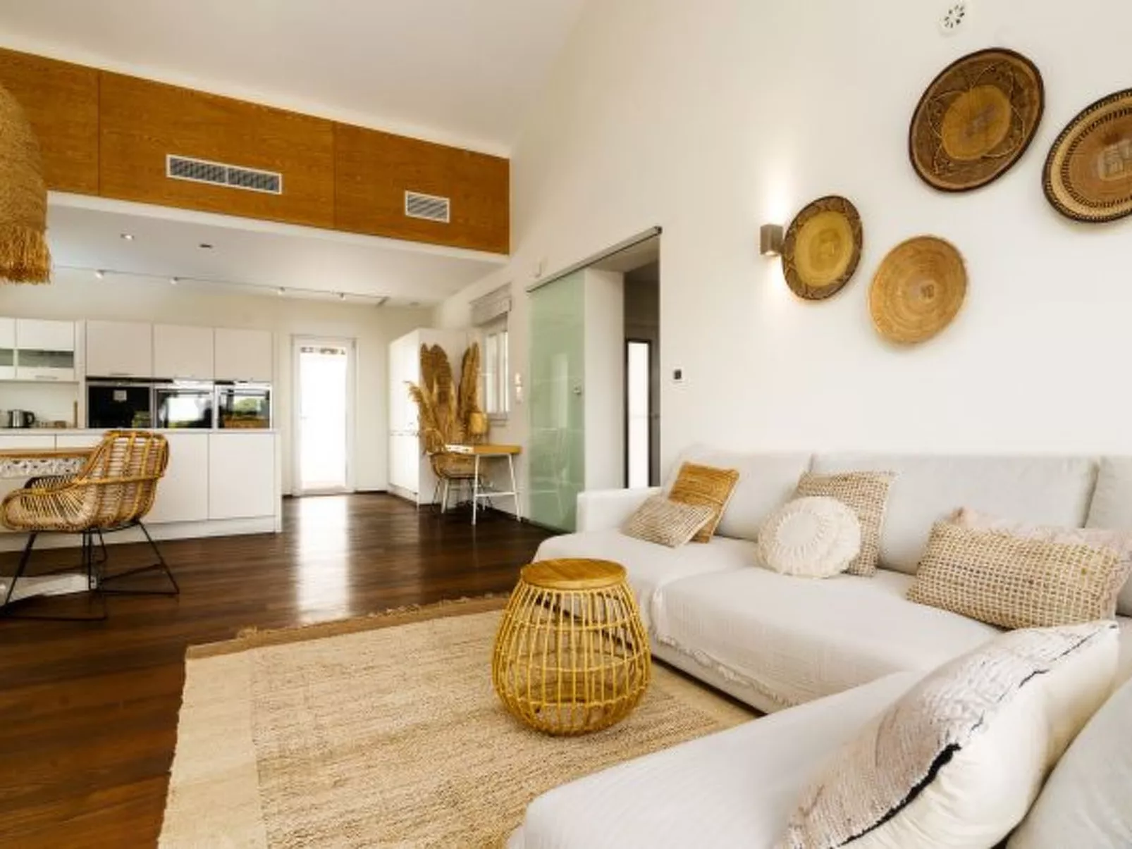 Villa Madrugada, beachside villa in Costabella - Image-tags.info