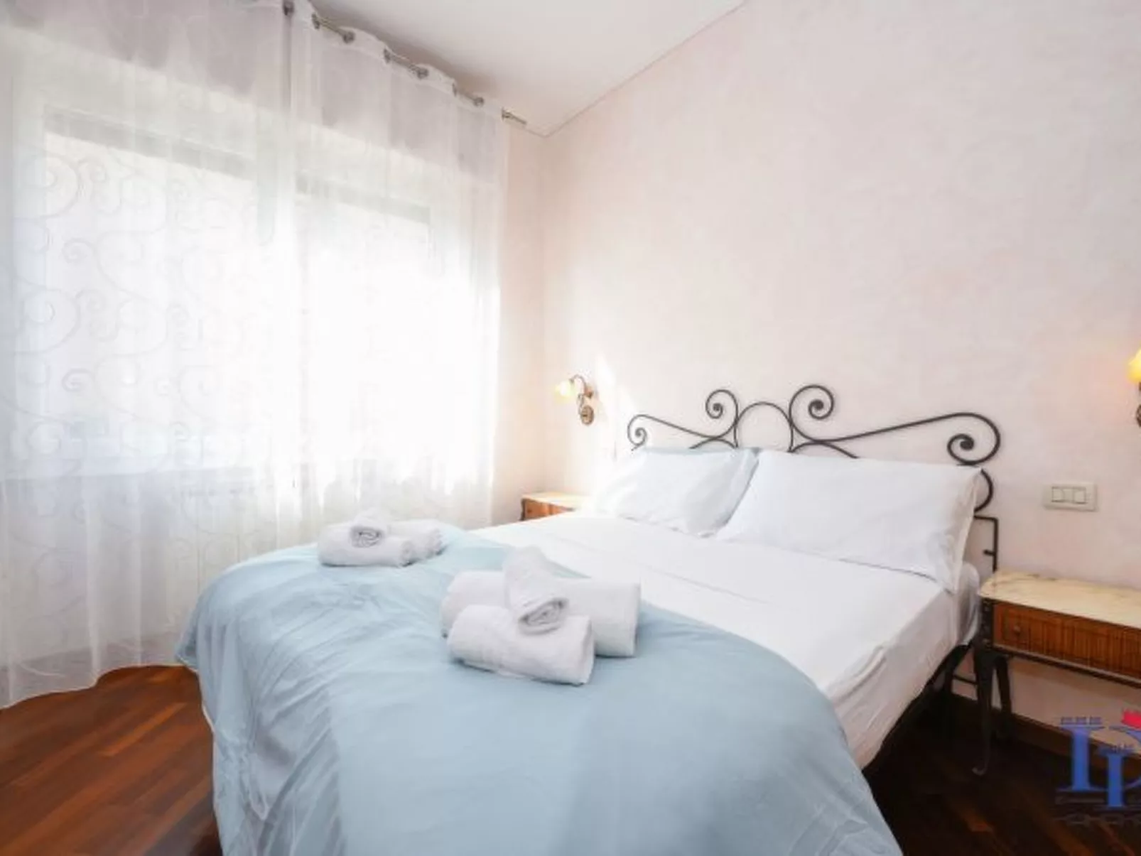 Desenzanoloft Villa Palm Garda Beach - Image-tags.info