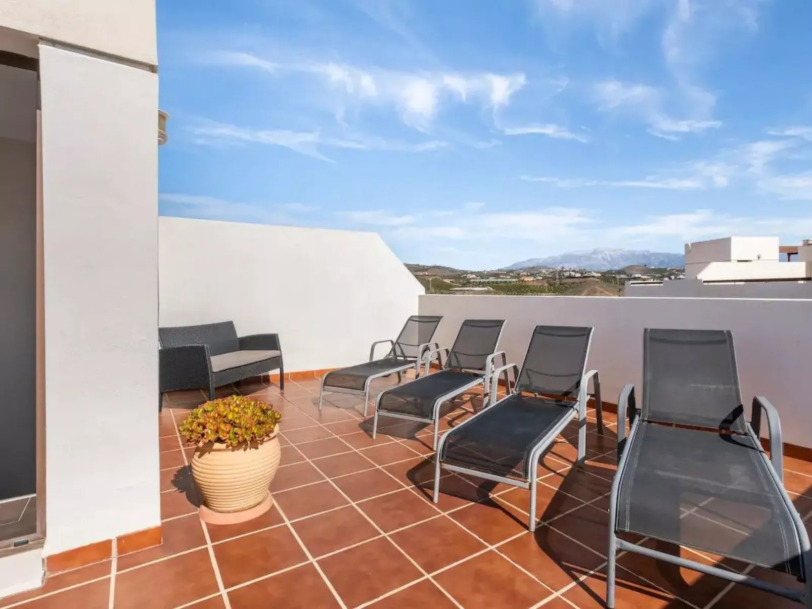 "Casa Valle Niza" mit Pool - Buiten