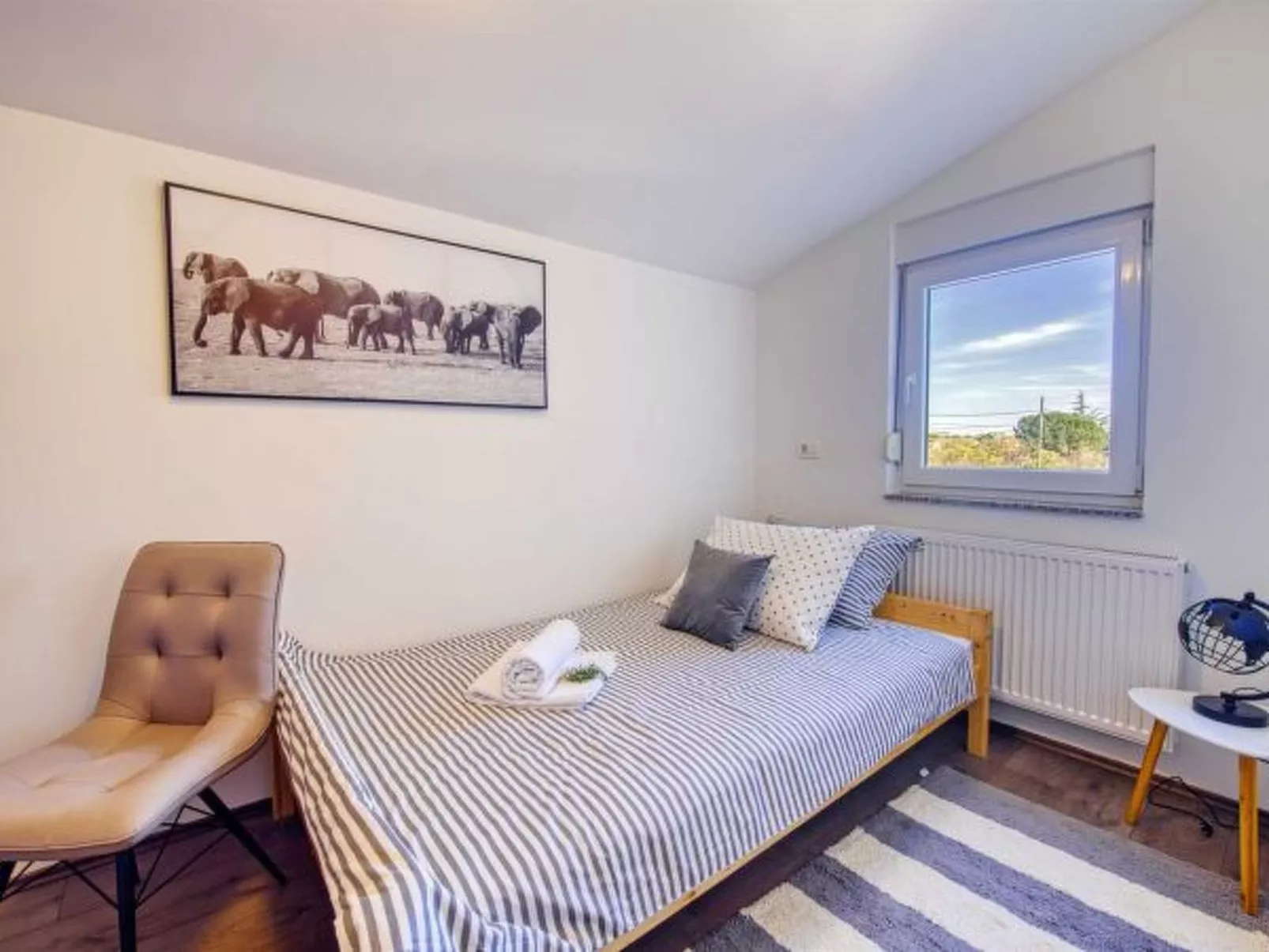 Villa Enna with heated pool - Image-tags.info