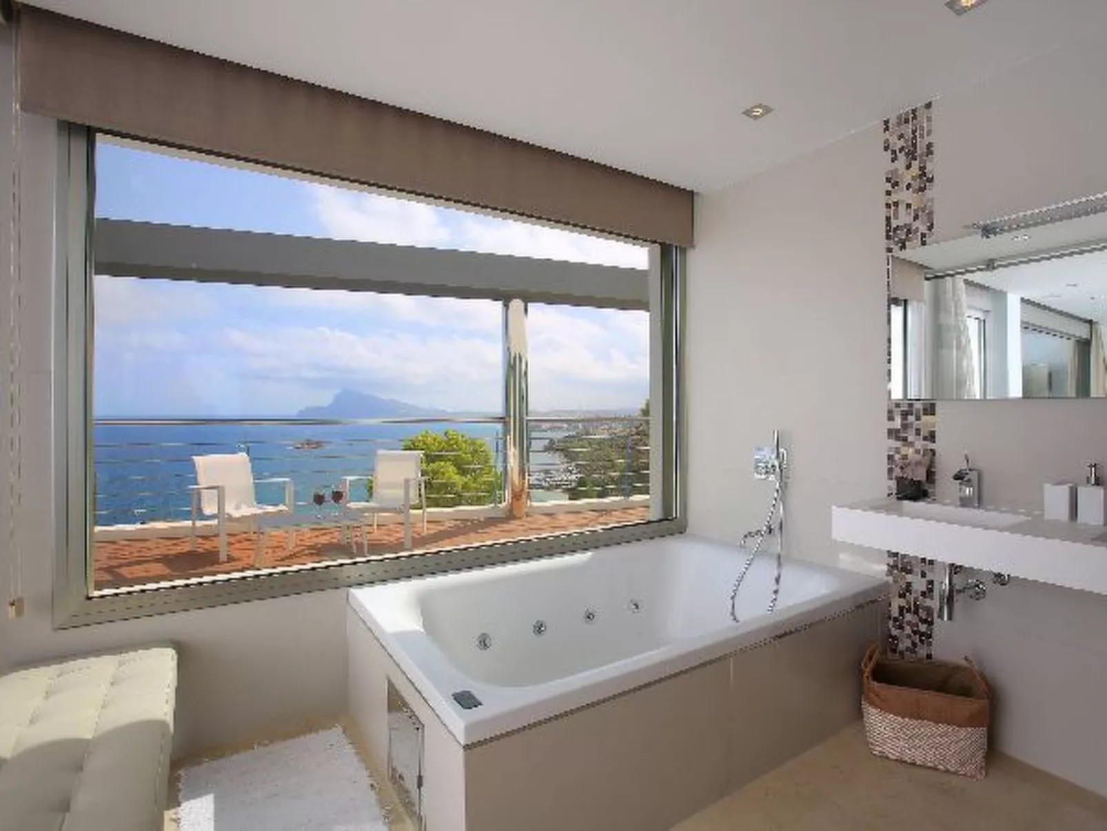 Villa Campomanes - PlusHolidays - Image-tags.info