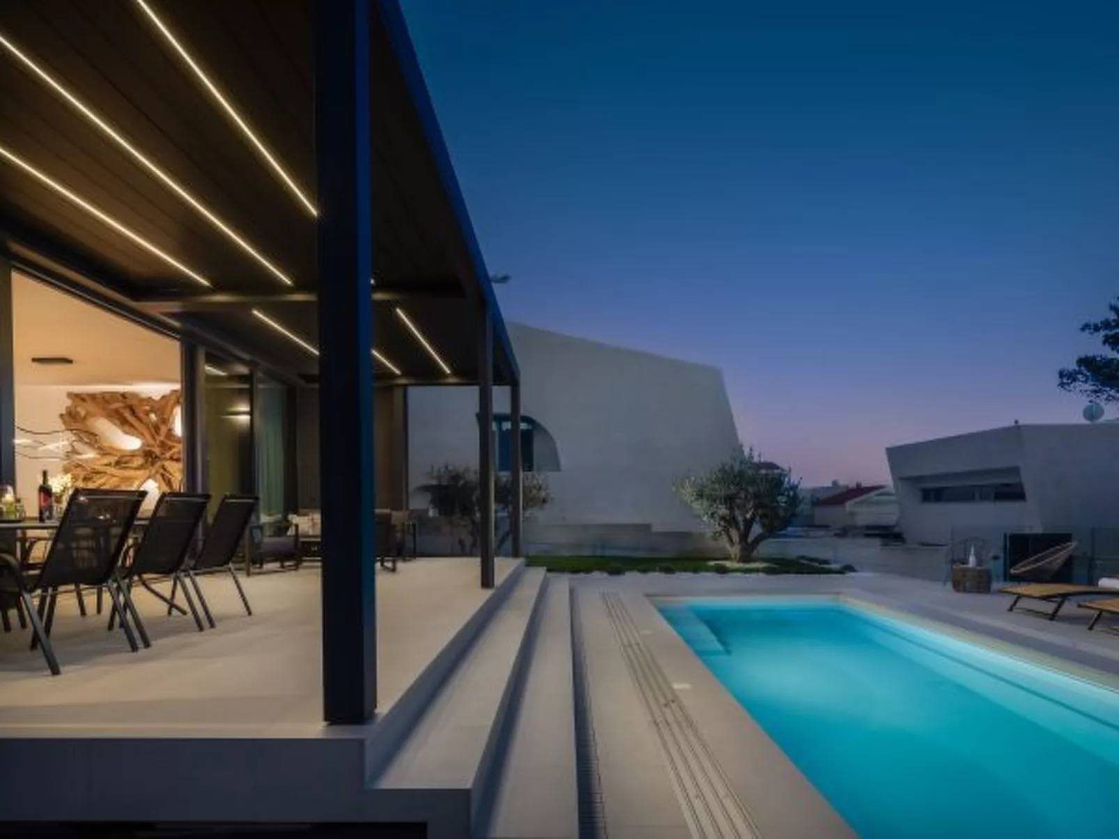 Villa Acacia with heated pool - Image-tags.info