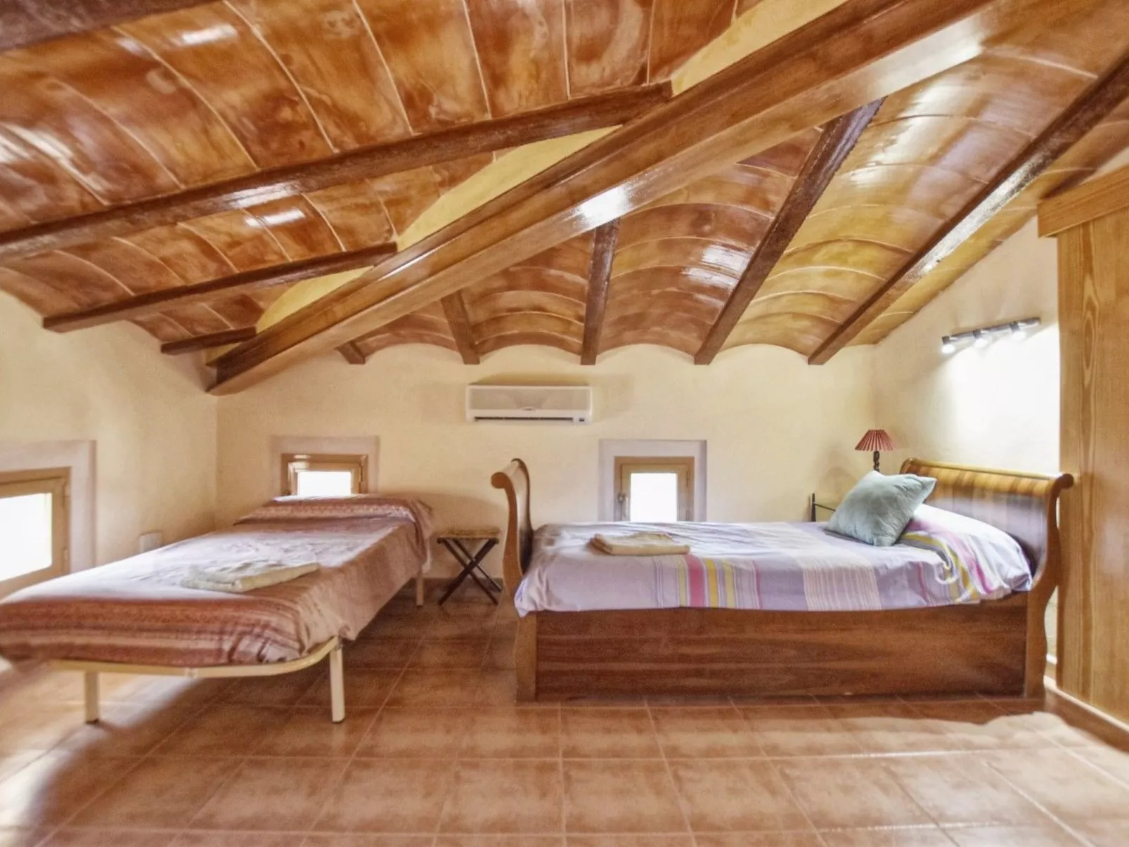 In Campos mit Privatem Pool - Binnen