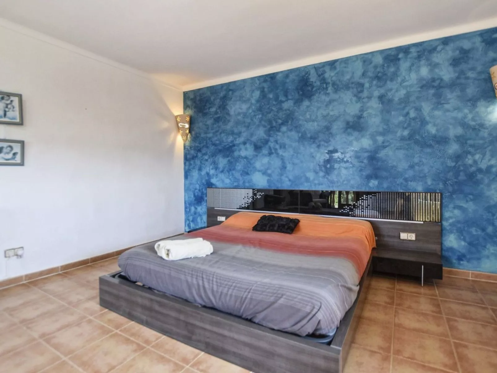 In Campos mit Privatem Pool - Binnen