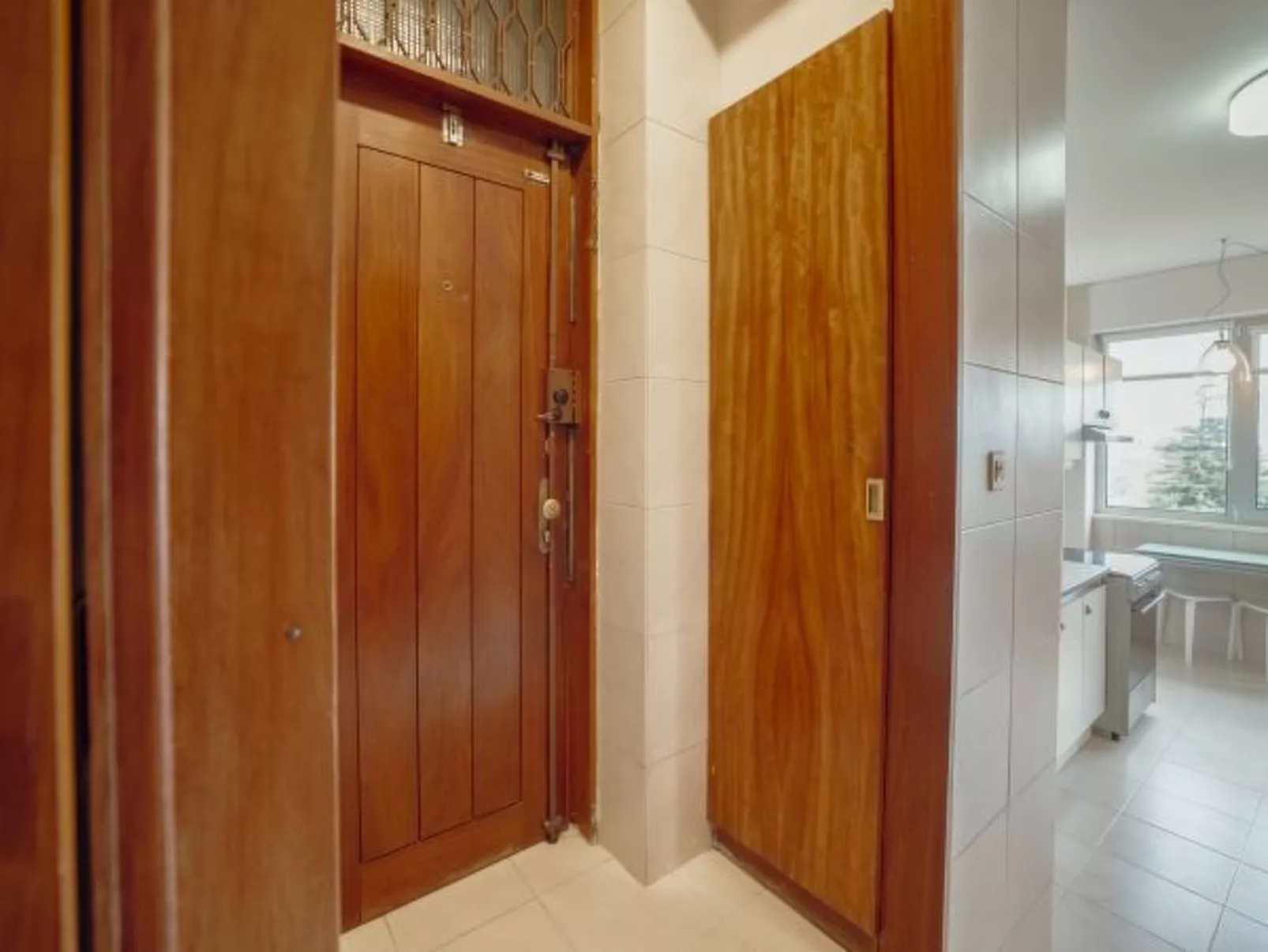 GRAND BOTANIC GARDEN APARTMENT by VACATIONY - Binnen