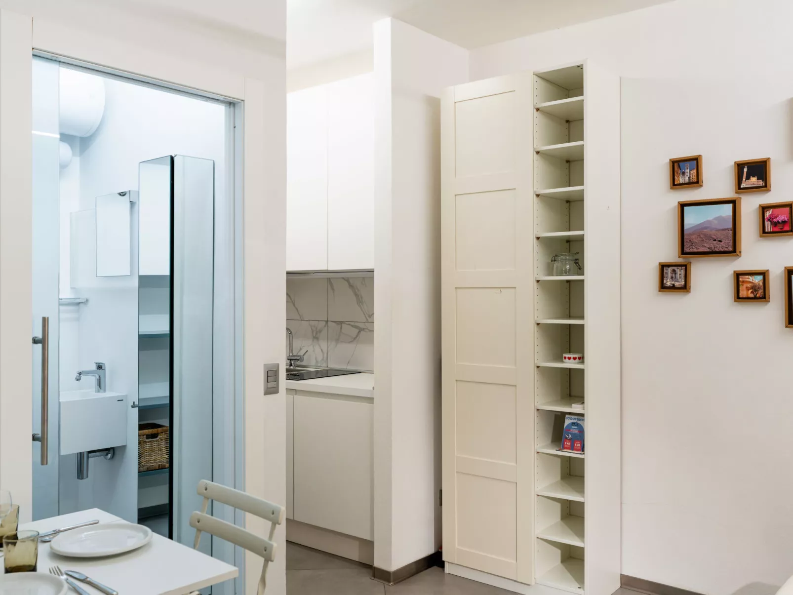 Terrazza con glicine - Binnen