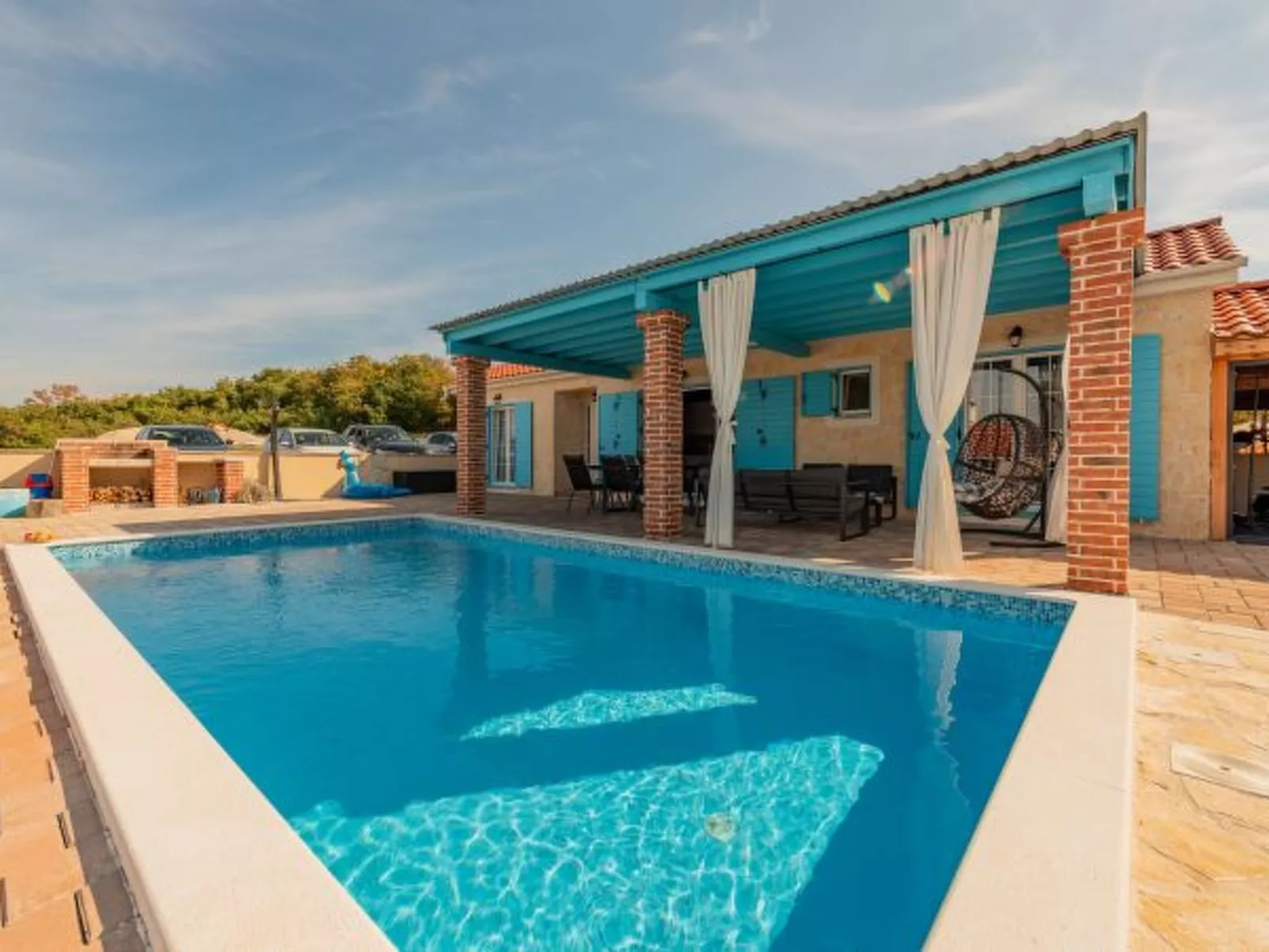 Villa Jurenda with heated pool - Image-tags.info