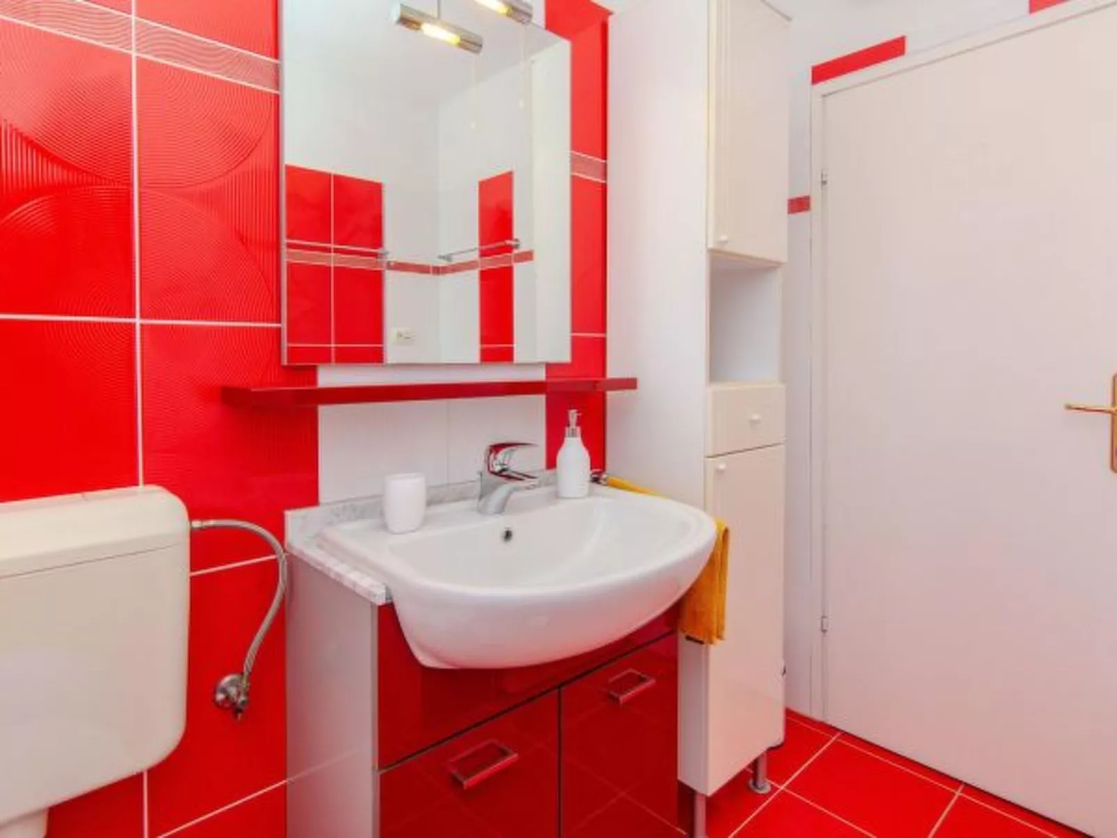 Villa Annamaria with large pool, Zadar - Image-tags.info