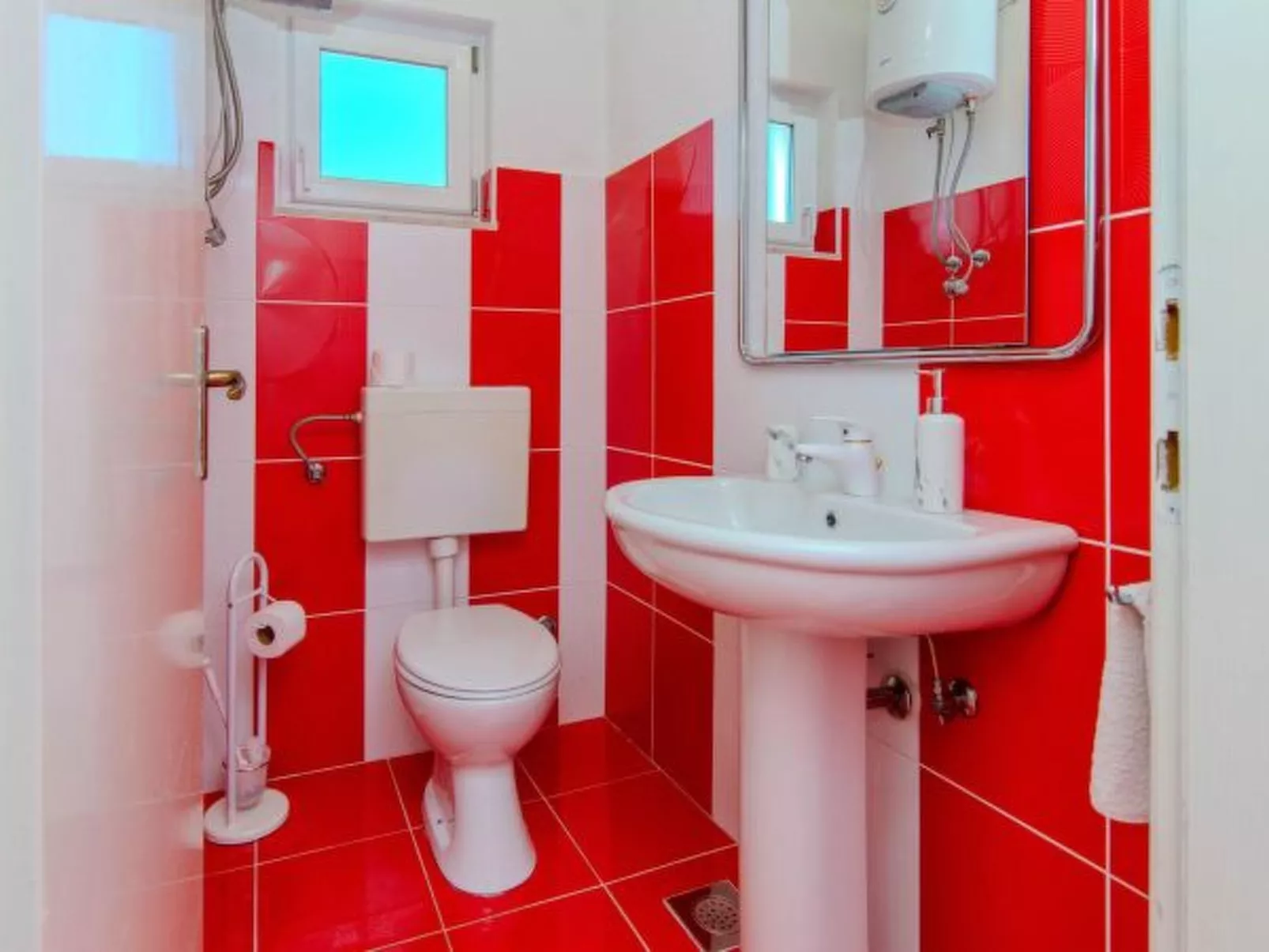 Villa Annamaria with large pool, Zadar - Image-tags.info