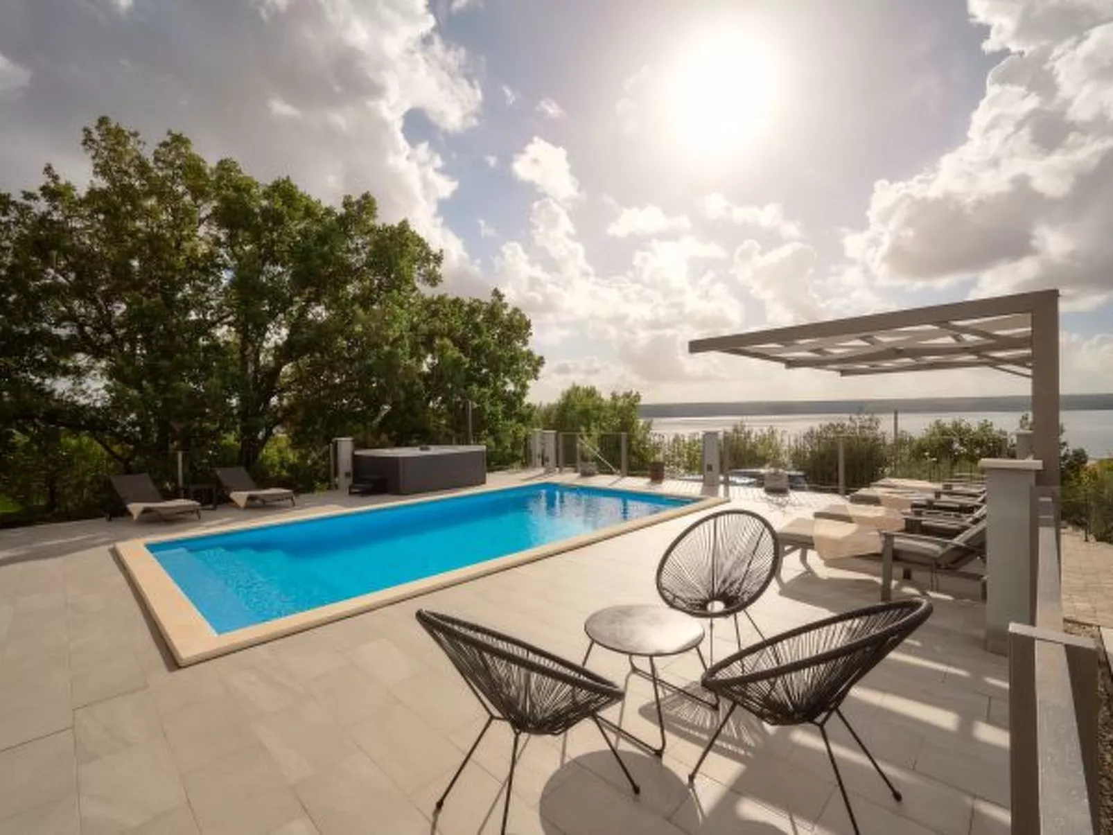 Beautiful Villa Katharina with pool - Buiten