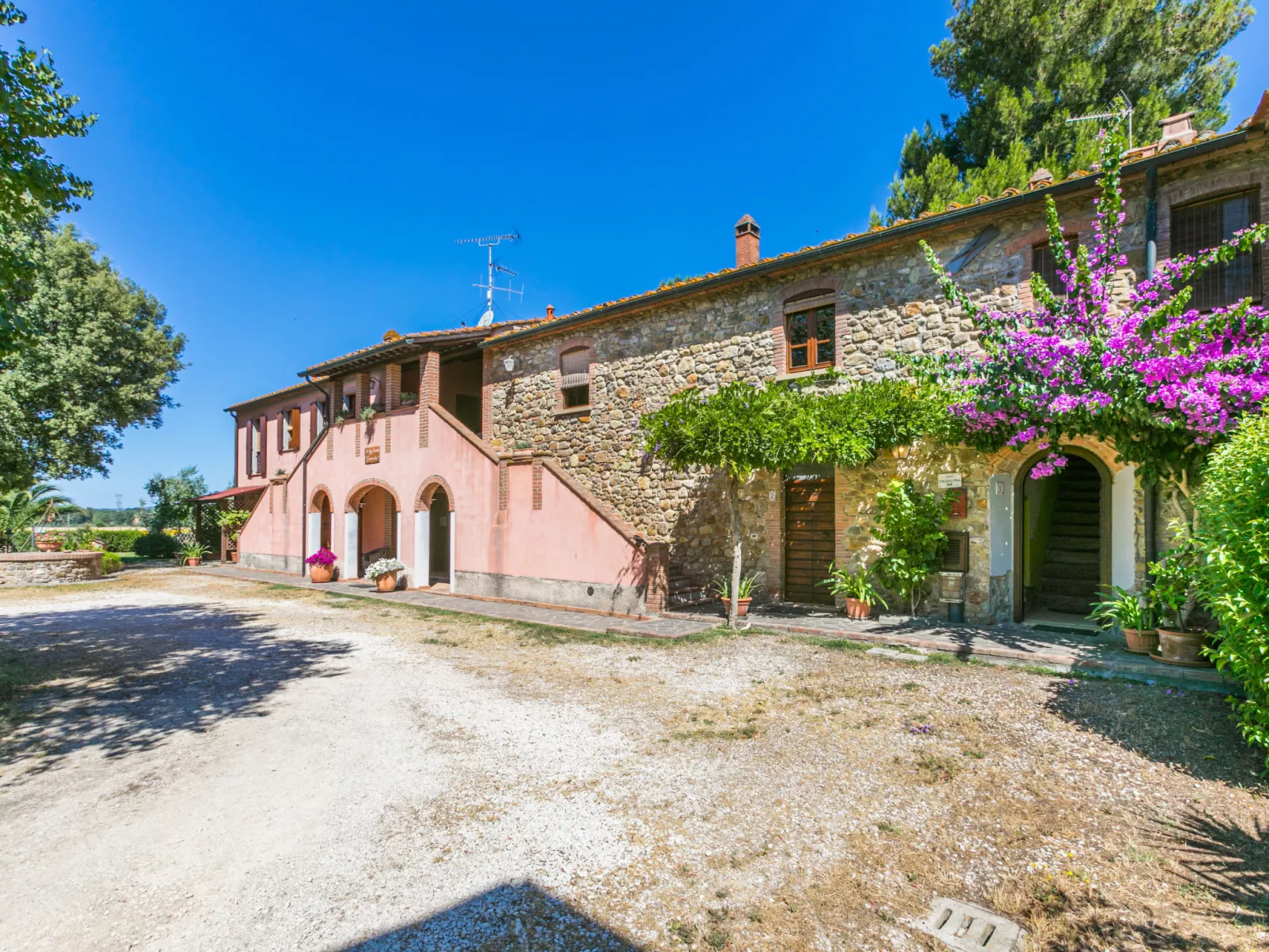 Rossogiallo - Buiten