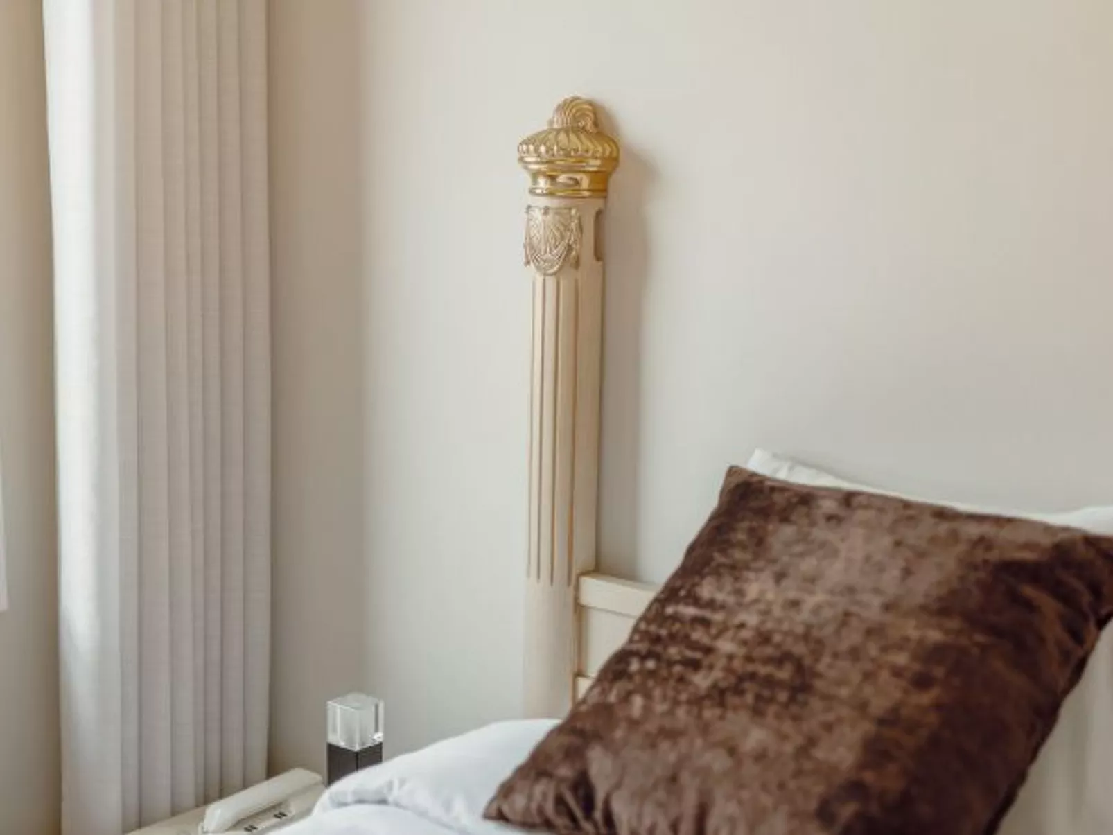 DOWNTOWN GRAND TOWER VIEW by VACATIONY - Binnen