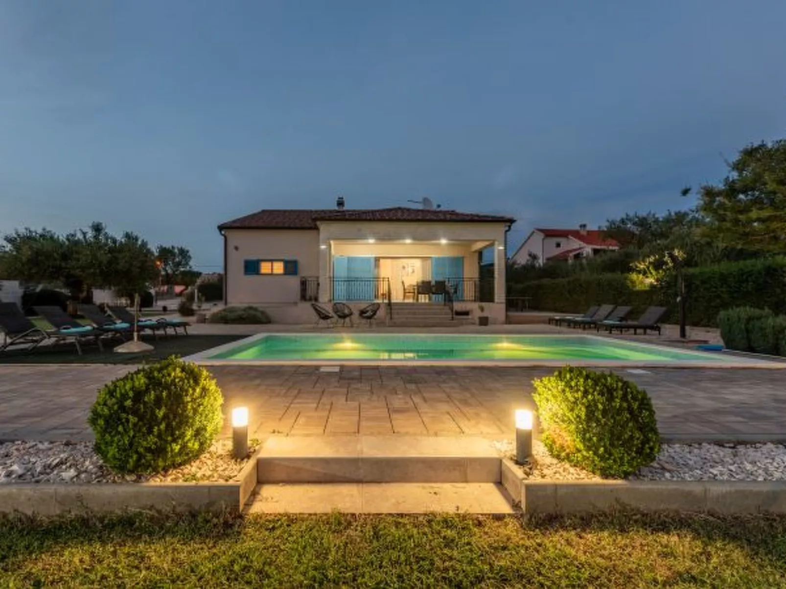 Casa Kamber with pool - Image-tags.info