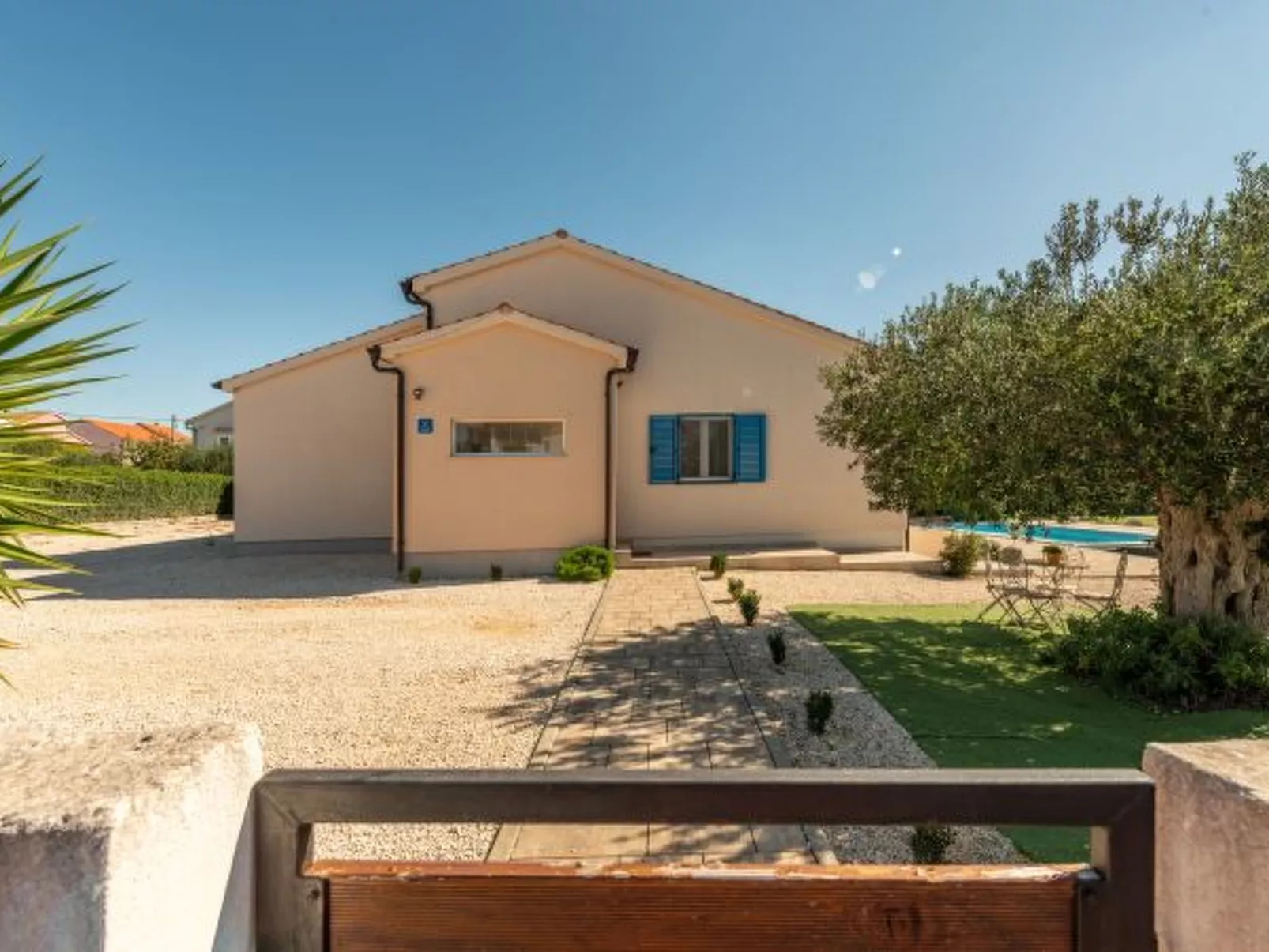 Casa Kamber with pool - Image-tags.info