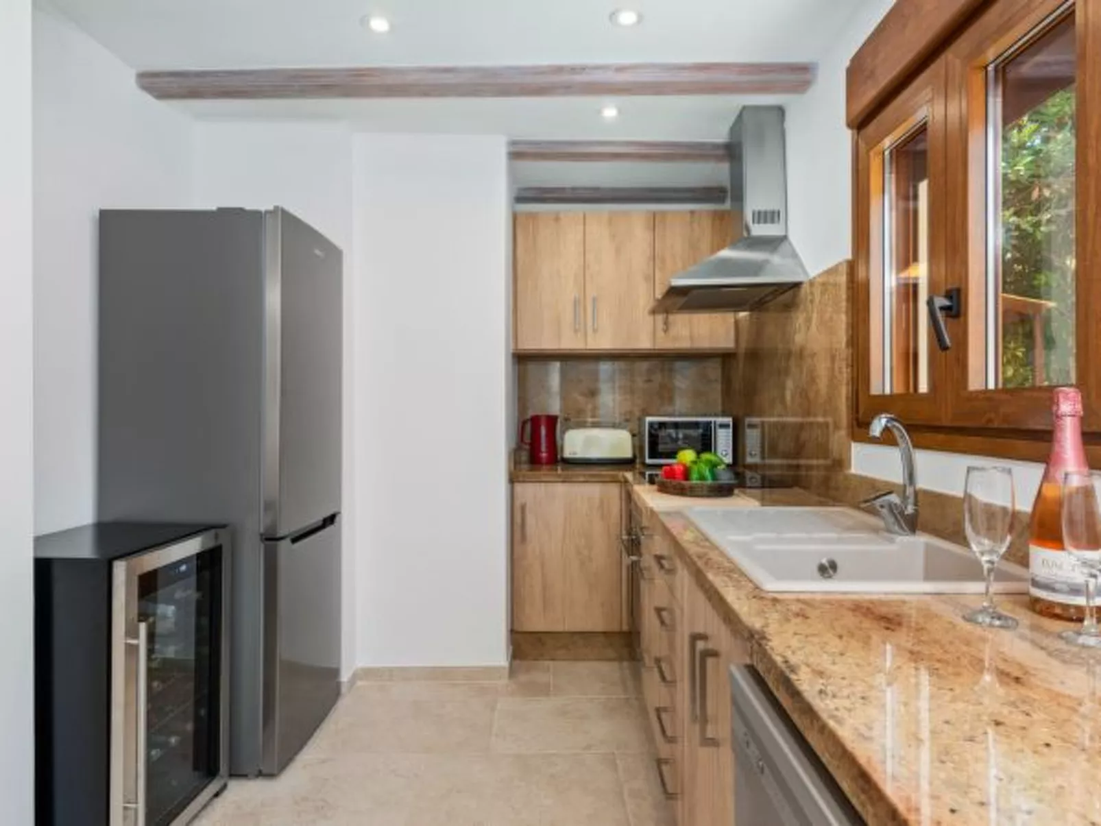 Villa Joan - PlusHolidays - Image-tags.info