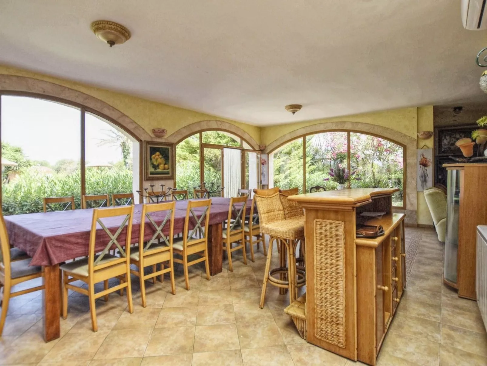 In Campos mit Privatem Pool - Binnen